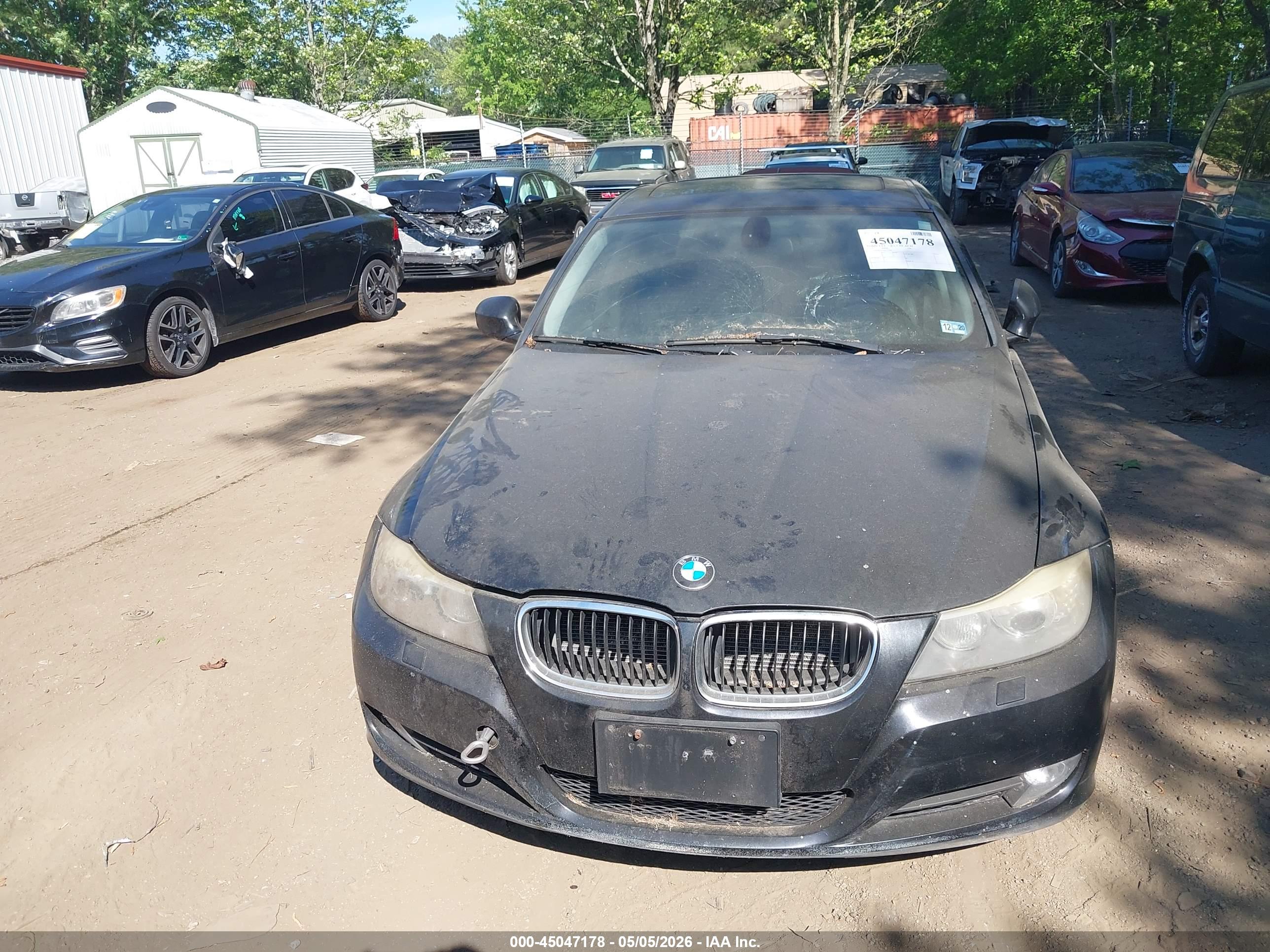 BMW 328I image 6