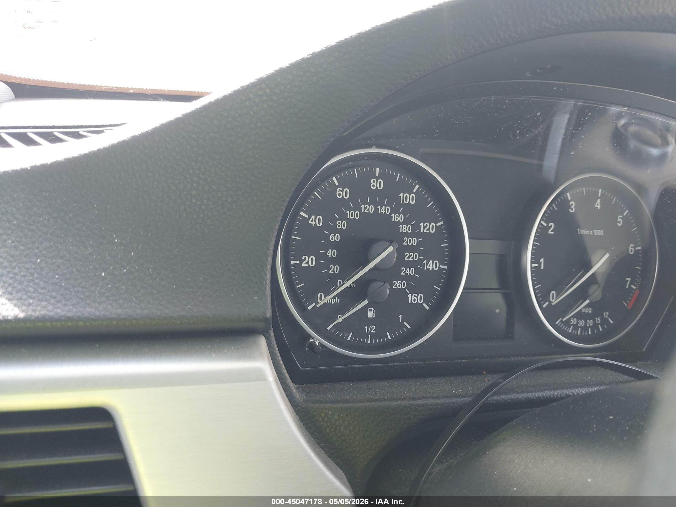 BMW 328I image 7