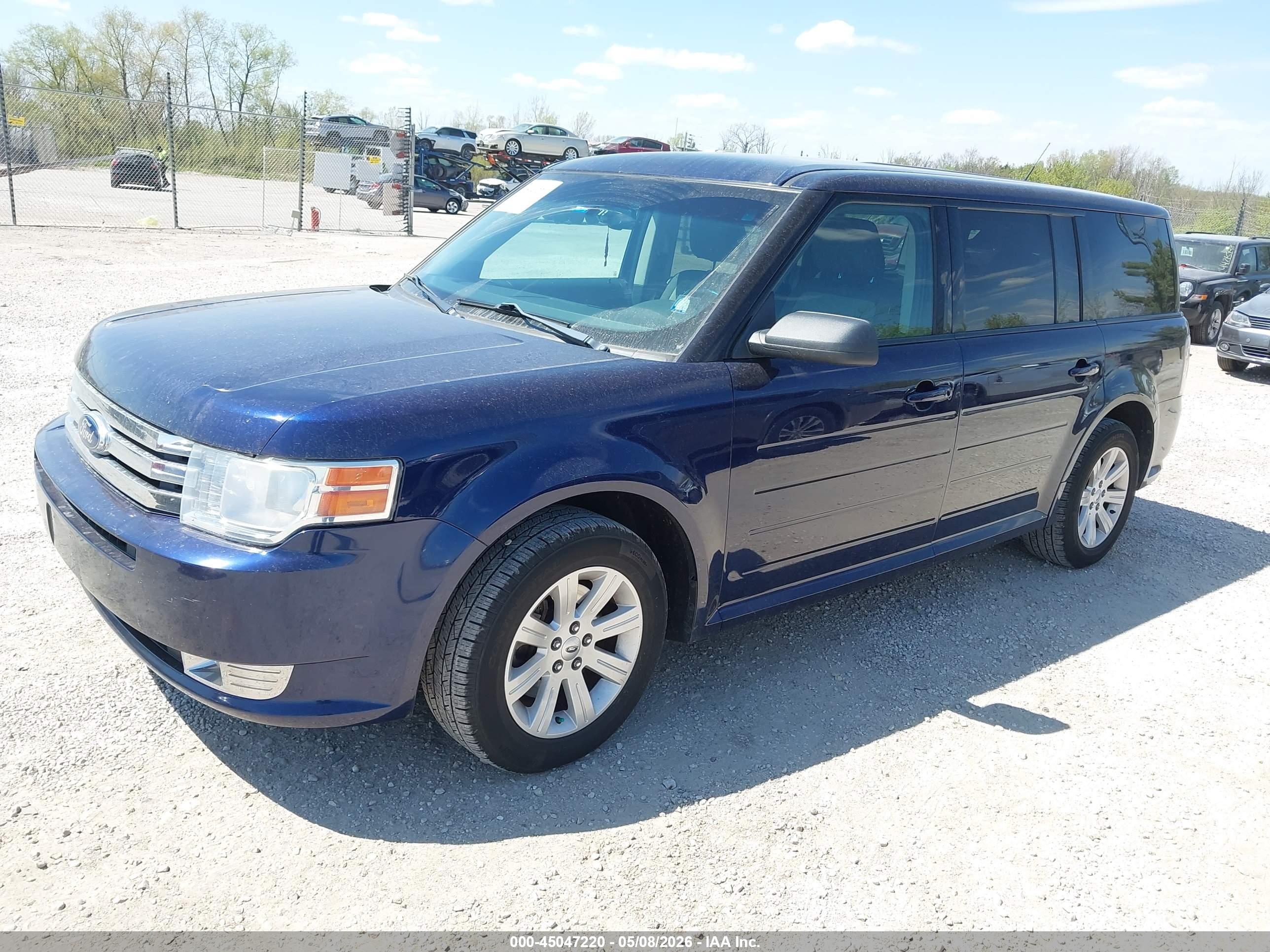 FORD FLEX image 2