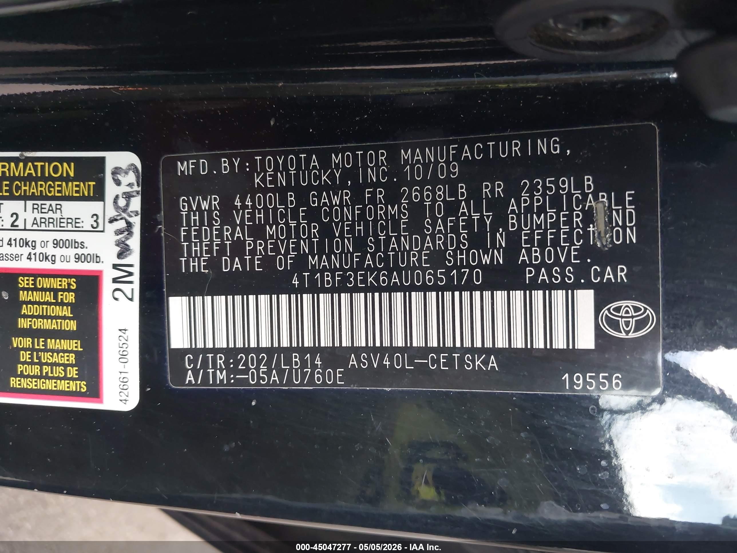 TOYOTA CAMRY image 9