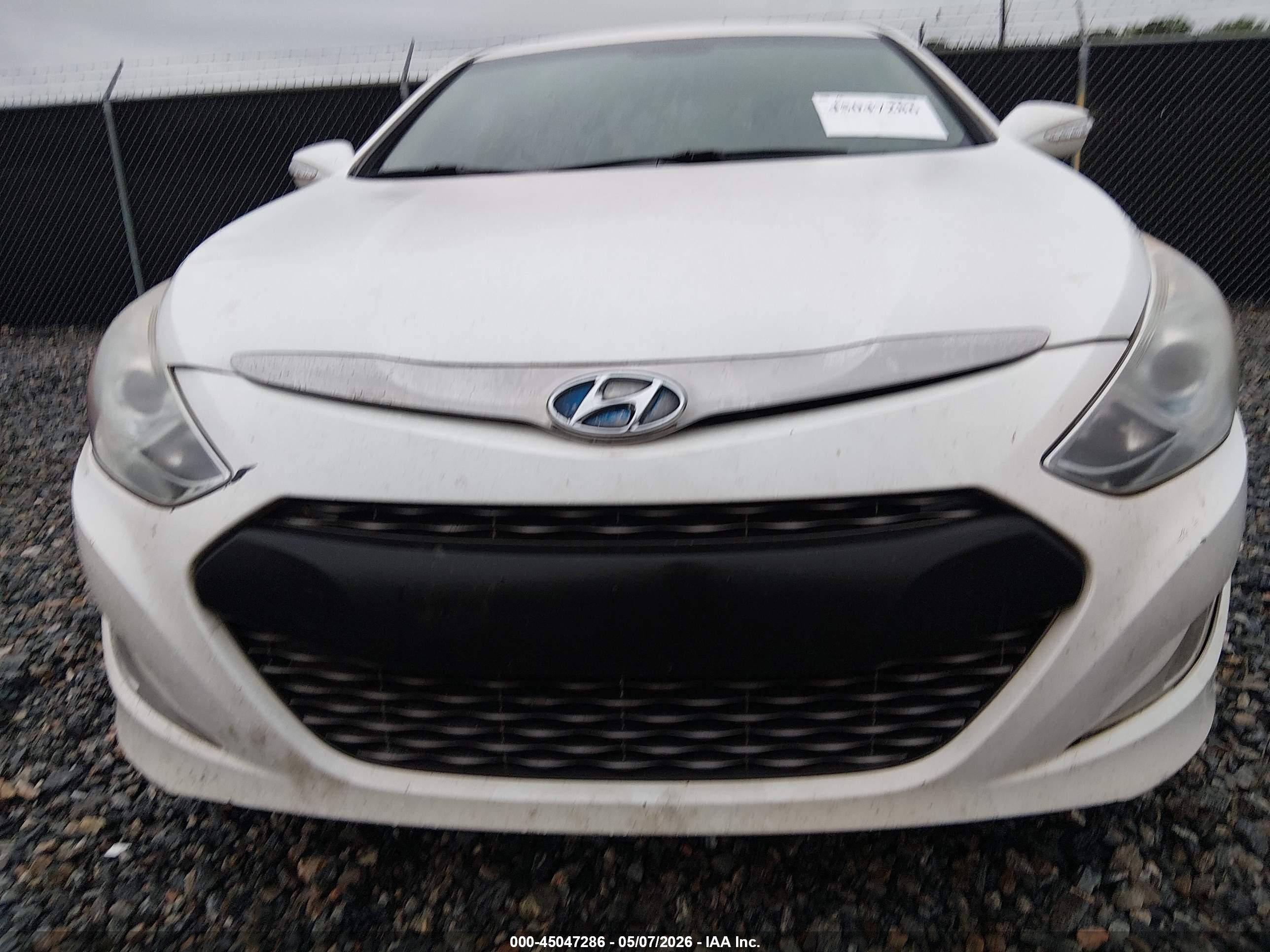 HYUNDAI SONATA image 6