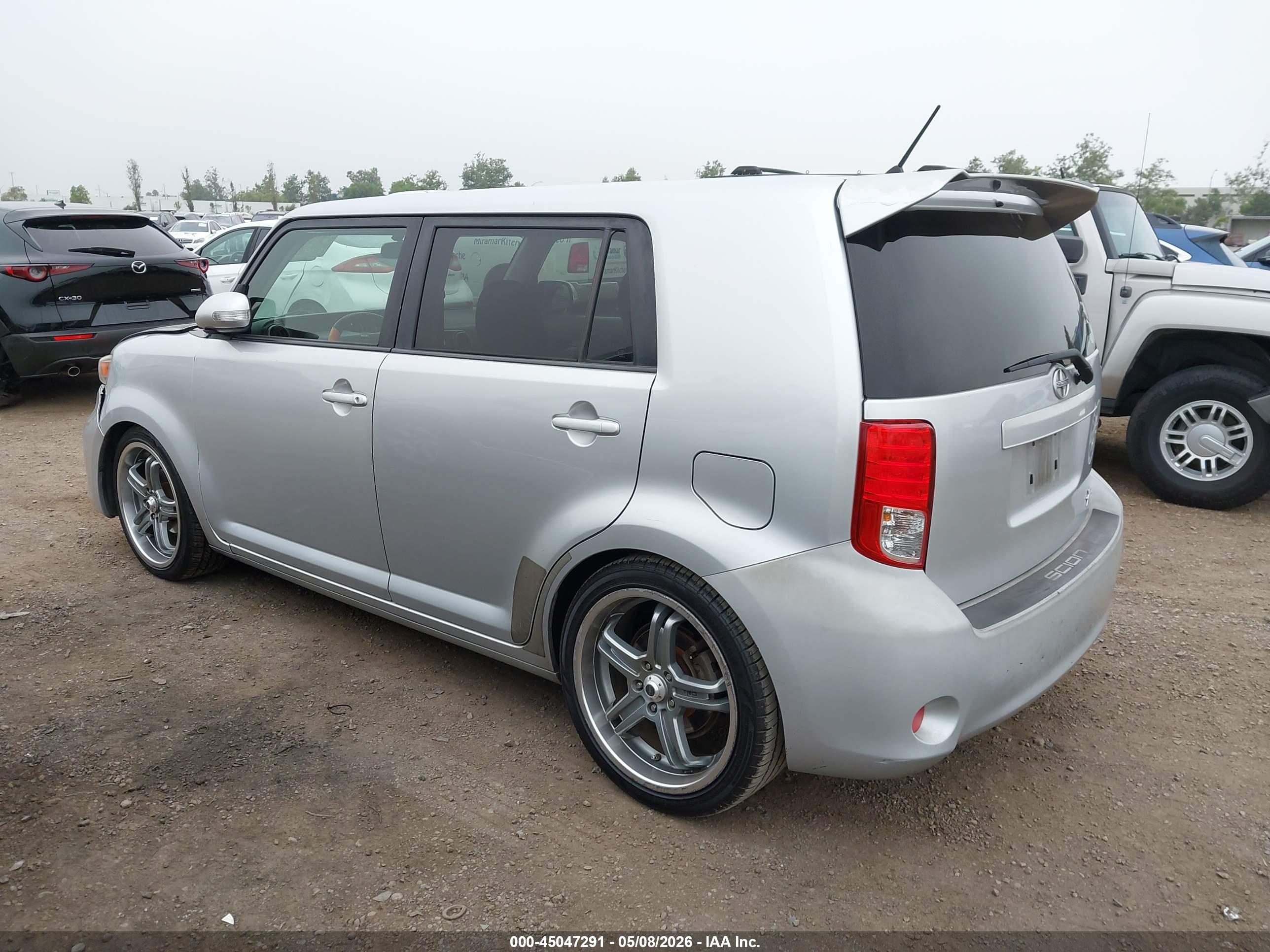 SCION XB image 3