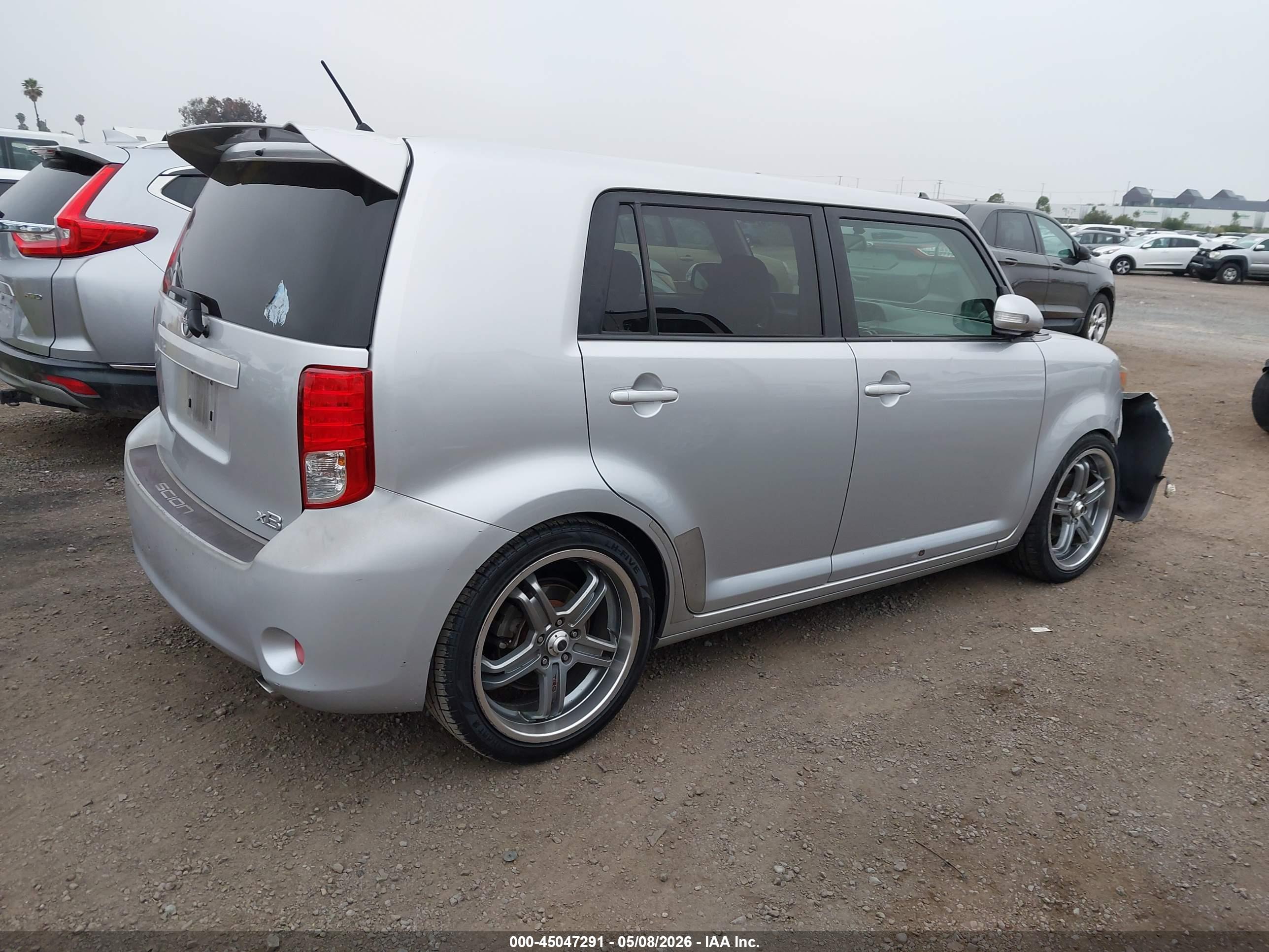 SCION XB image 4