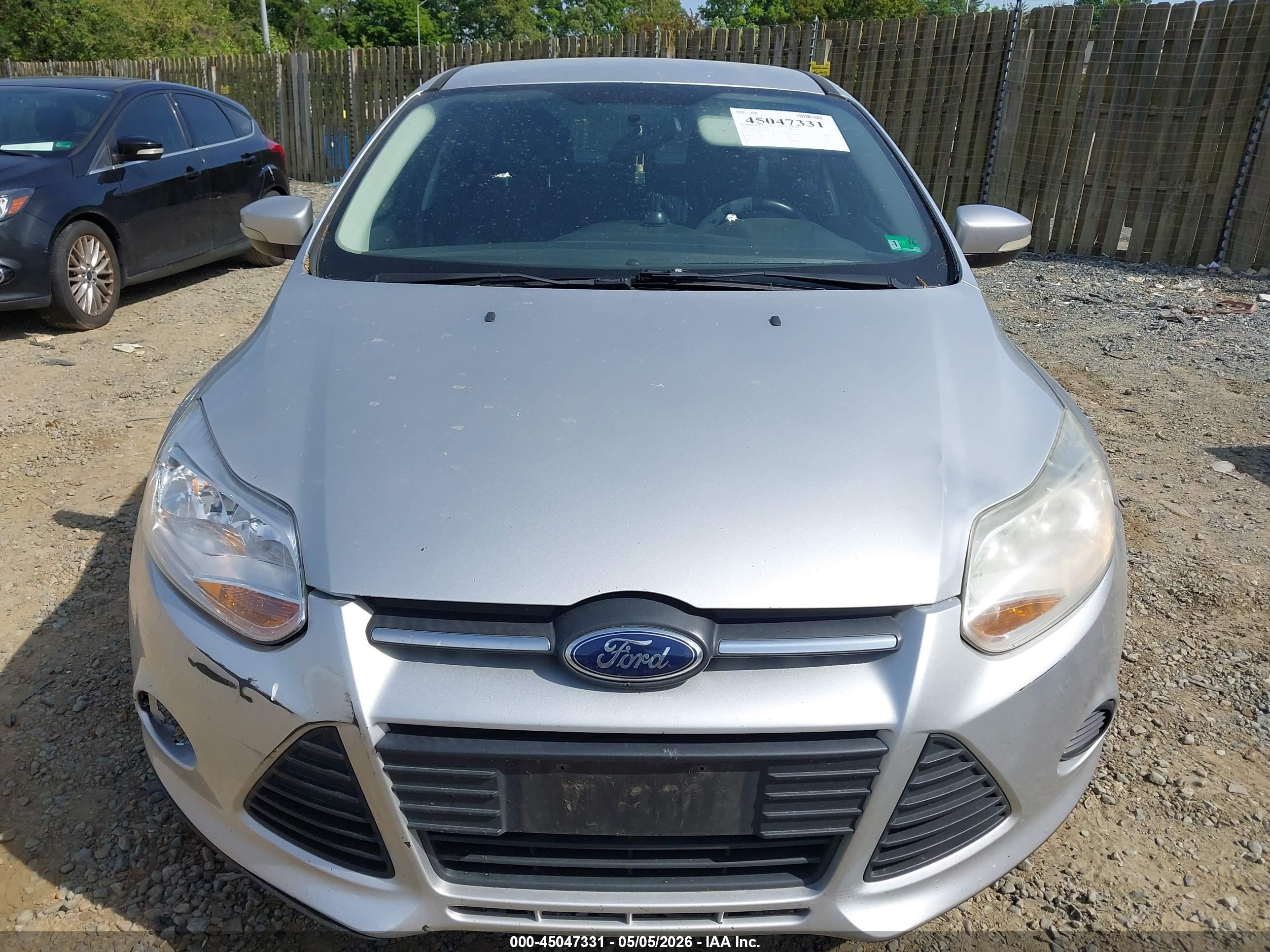 FORD FOCUS image 6