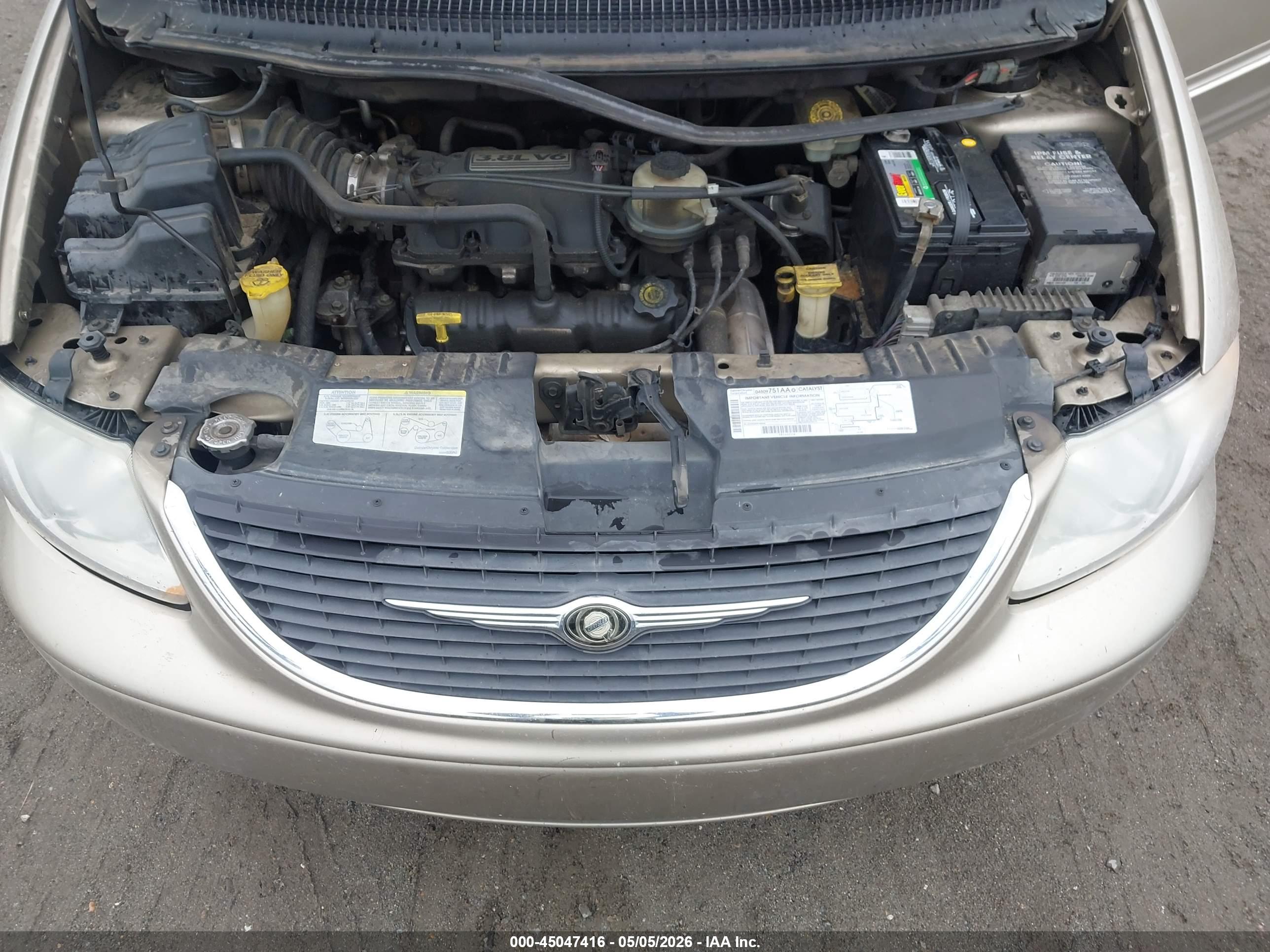 CHRYSLER TOWN image 10