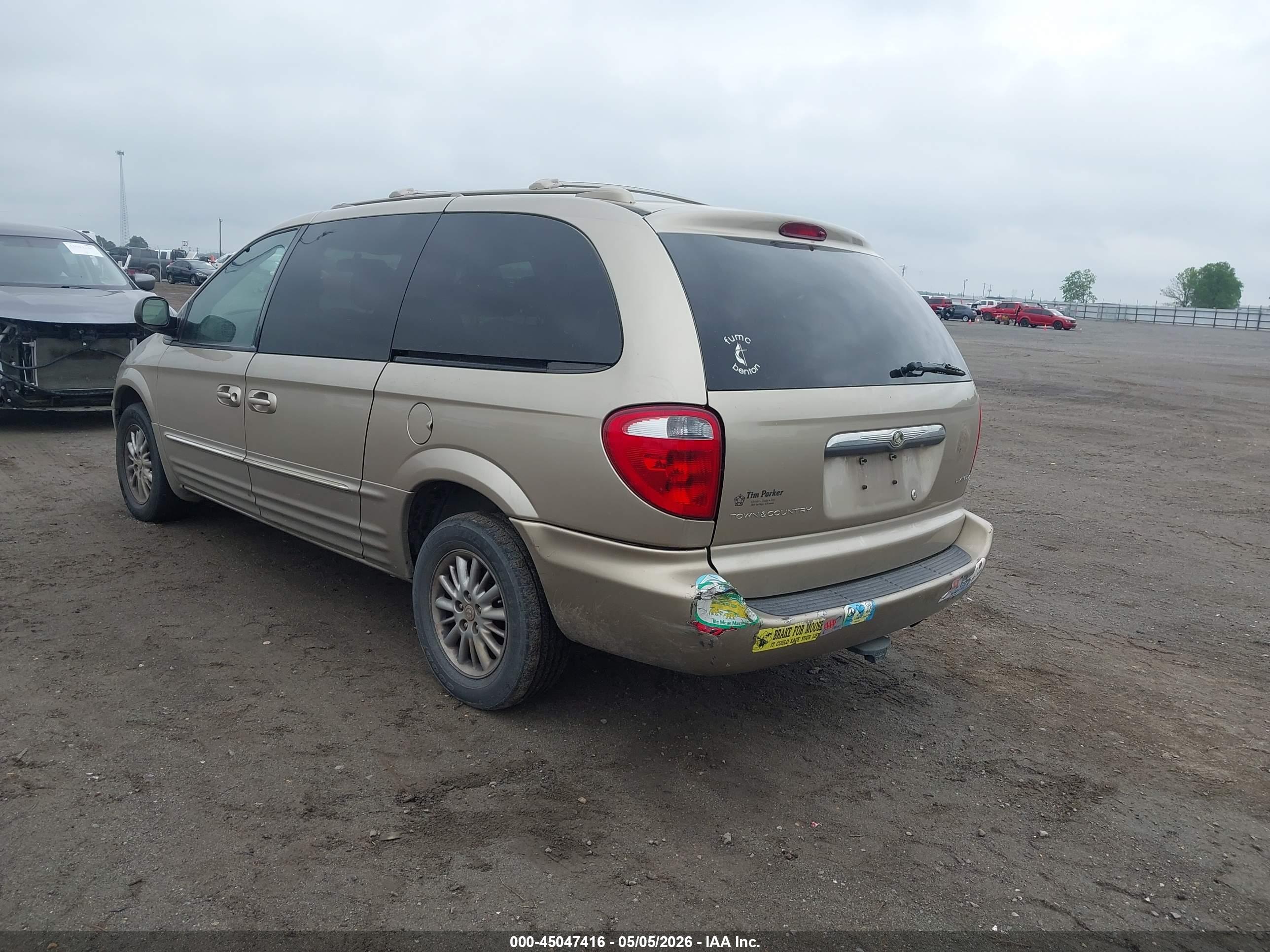 CHRYSLER TOWN image 3