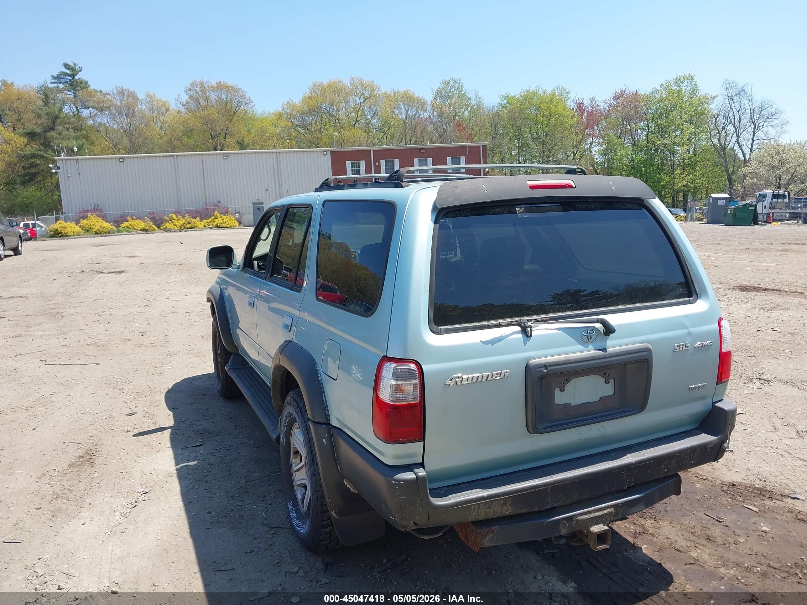 TOYOTA 4RUNNER image 3