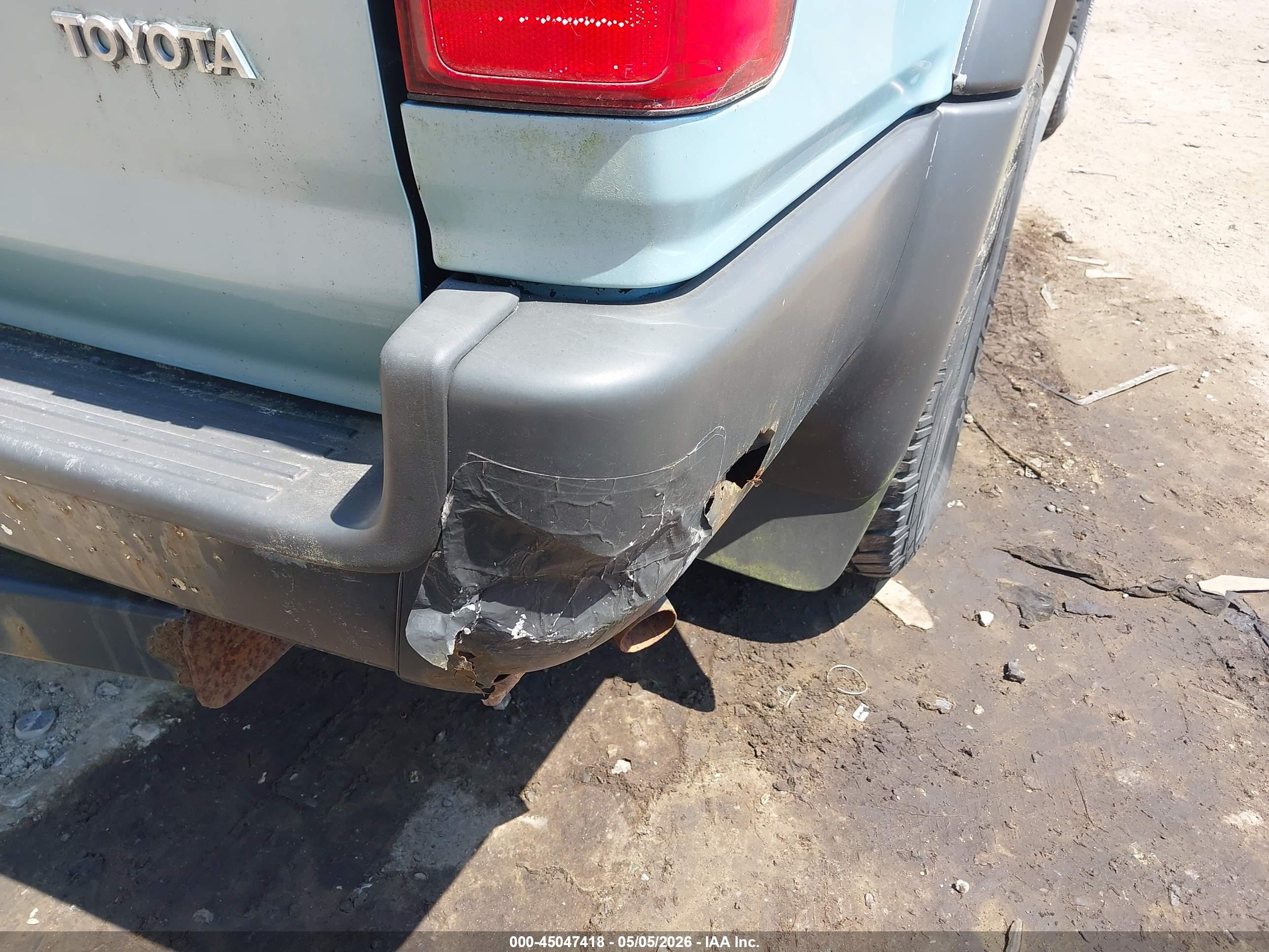 TOYOTA 4RUNNER image 6