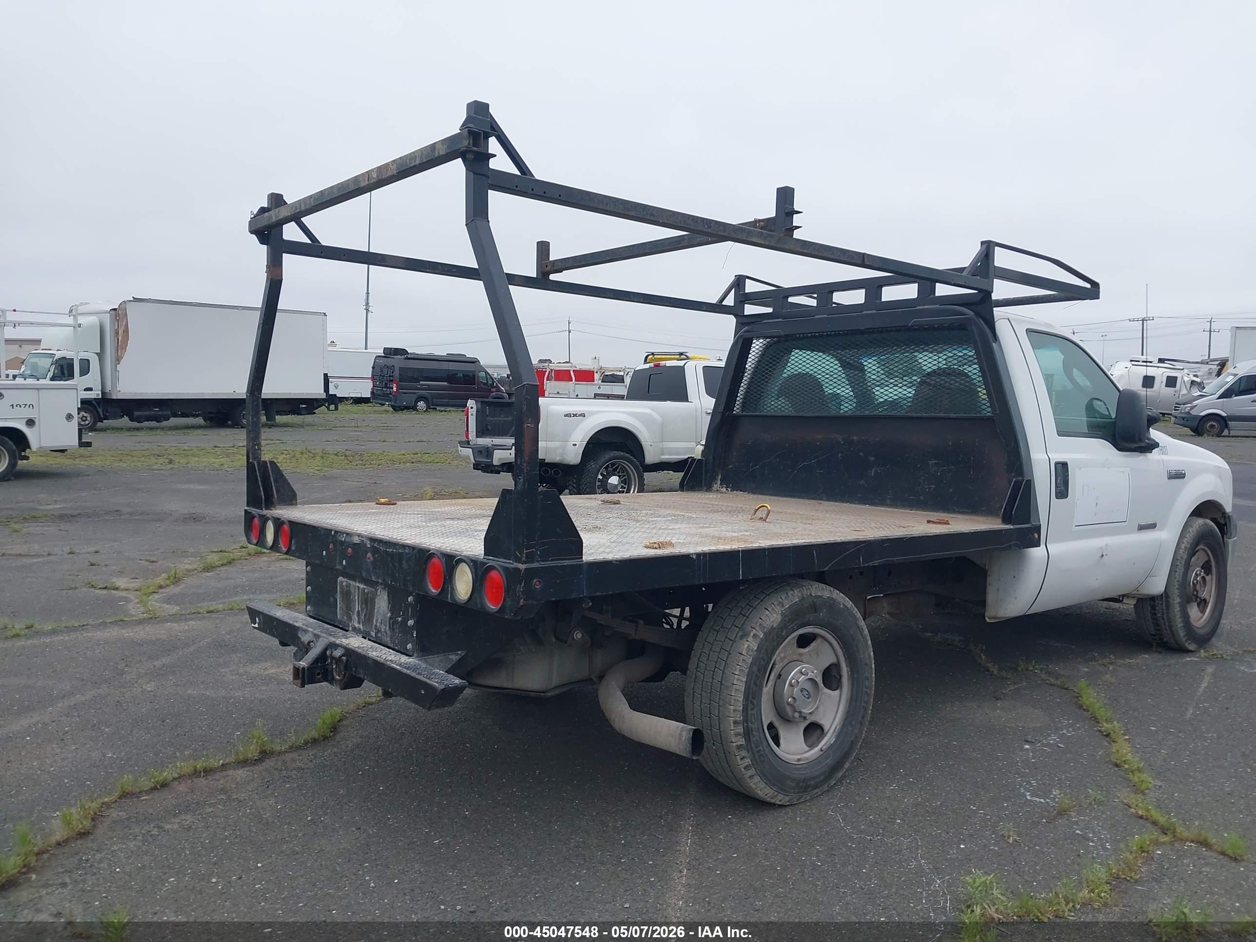 FORD SUPER image 4