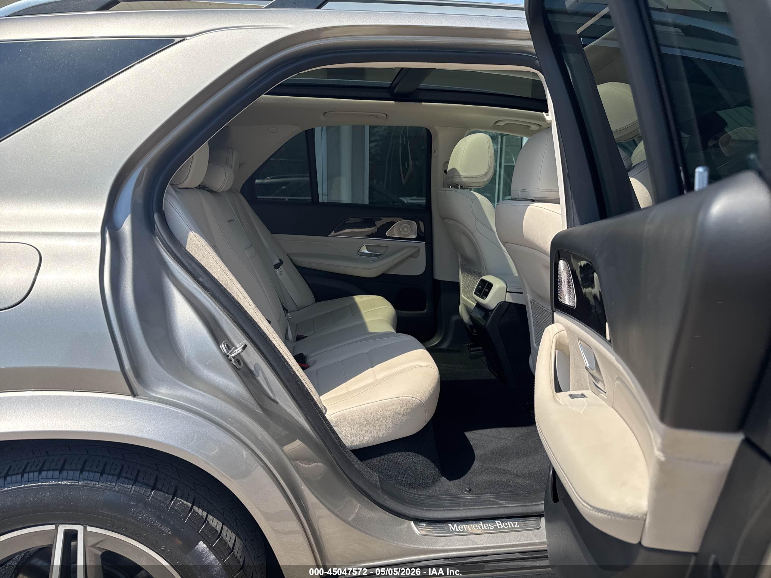 MERCEDES-BENZ GLE image 8