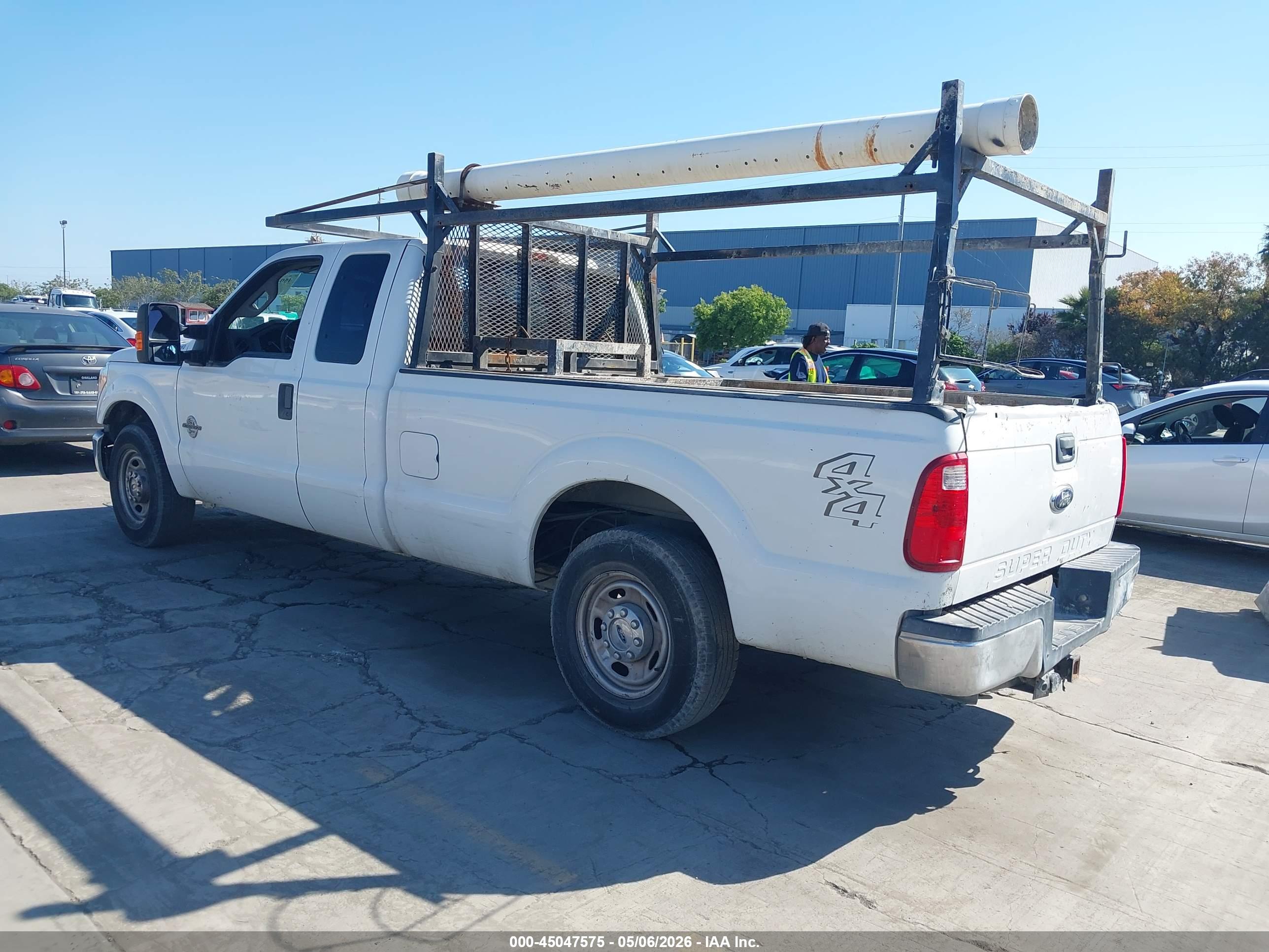 FORD F-350 image 3