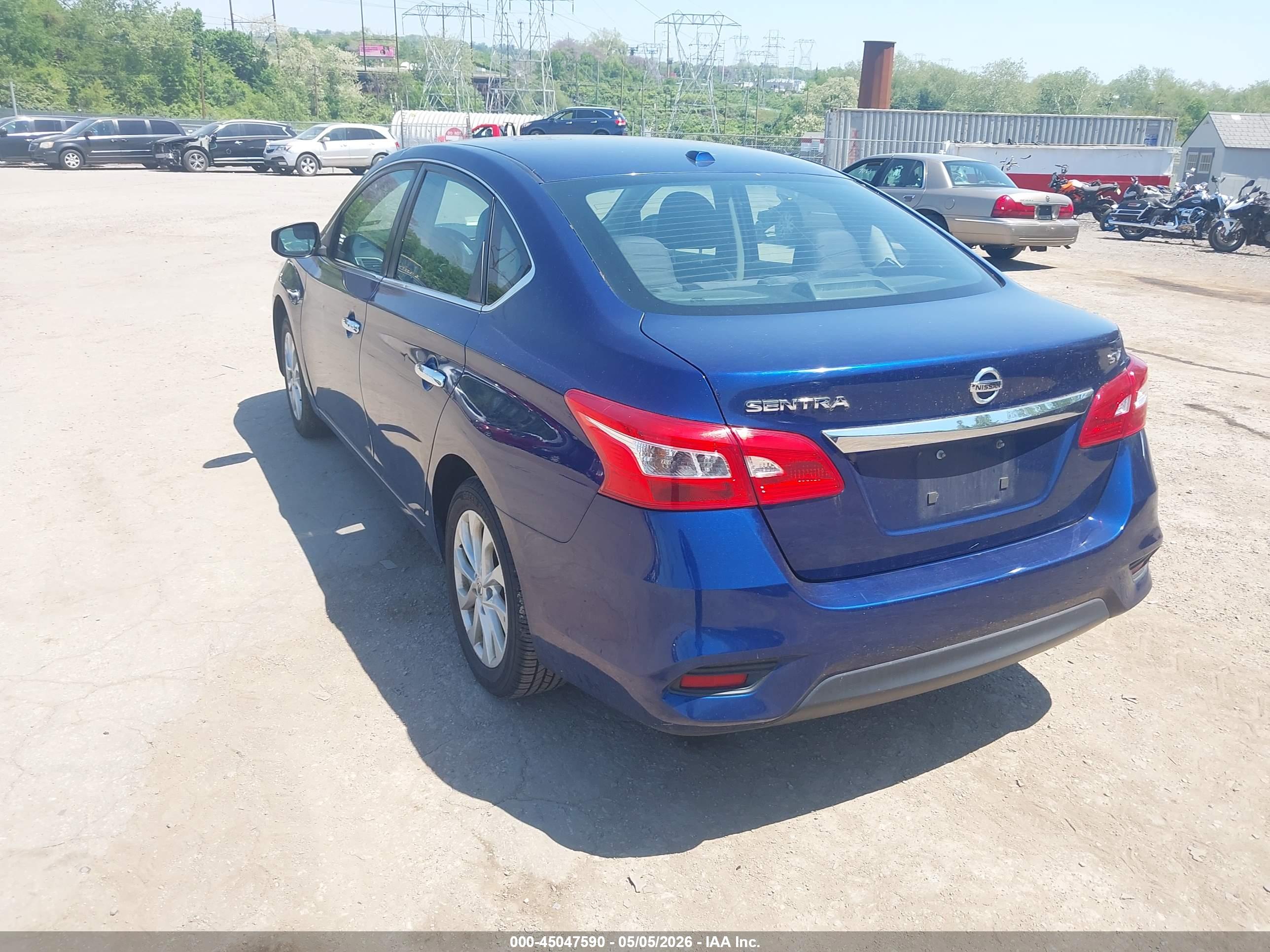 NISSAN SENTRA image 3
