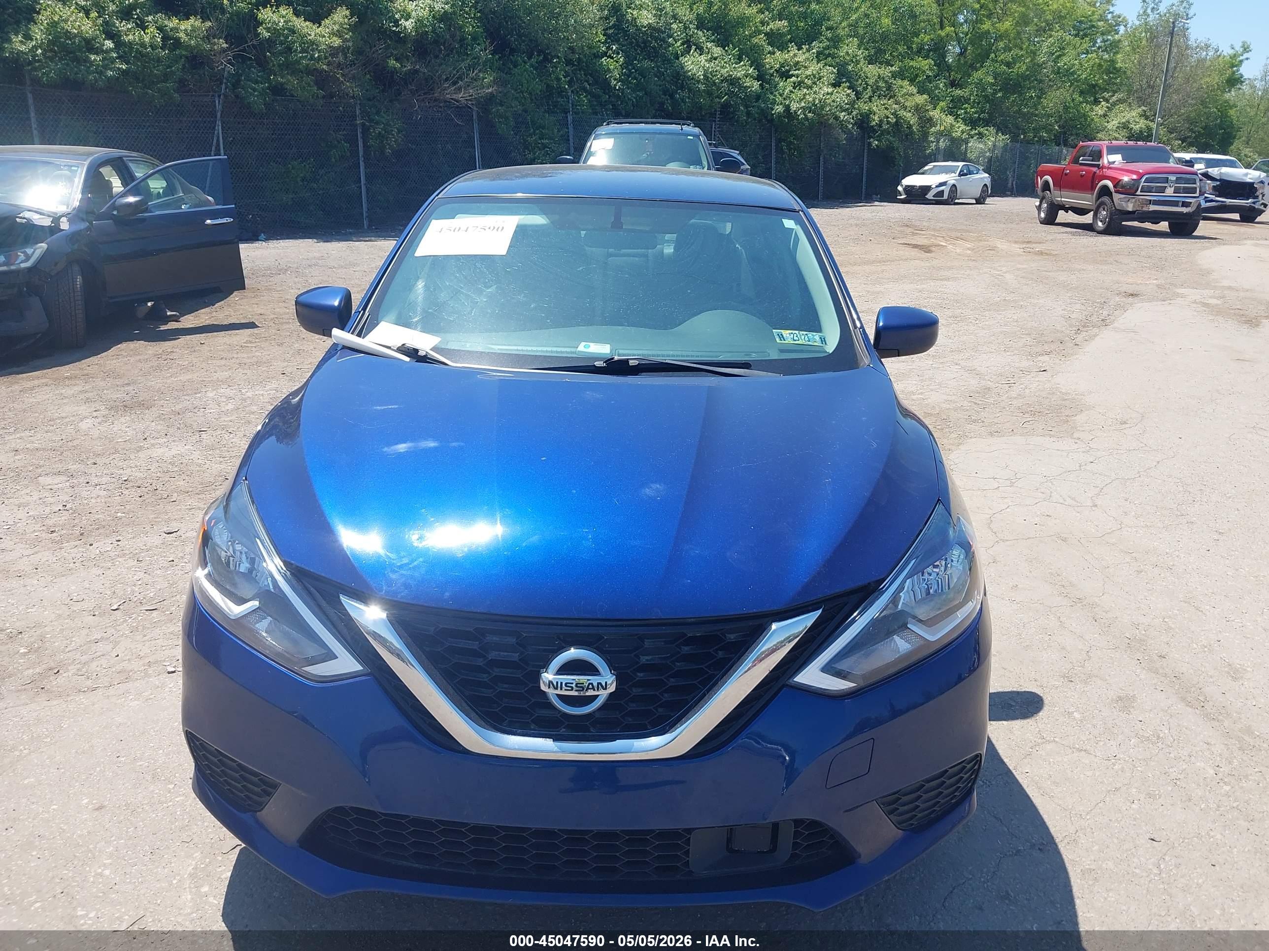 NISSAN SENTRA image 6