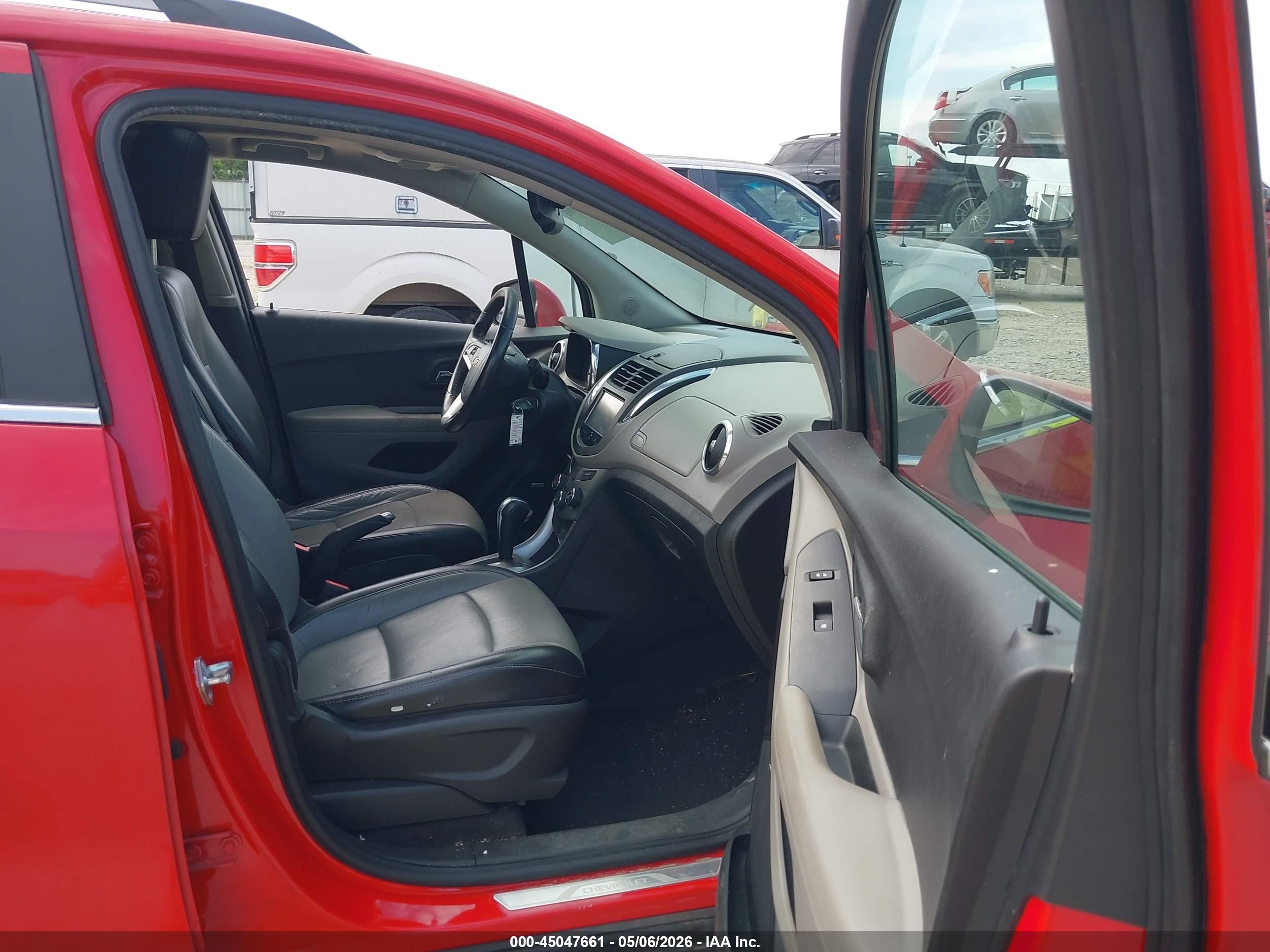 CHEVROLET TRAX image 5
