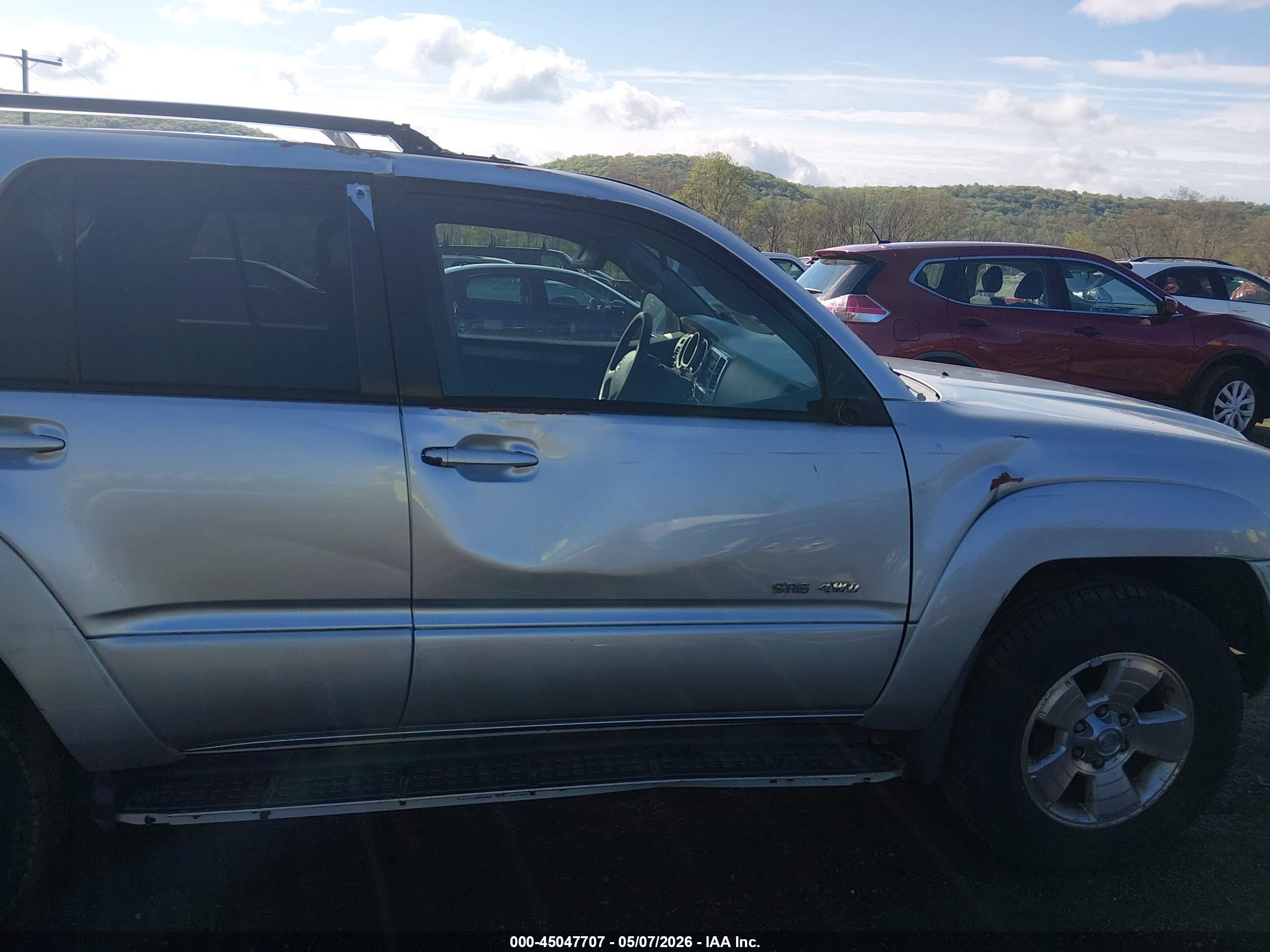 TOYOTA 4RUNNER image 6