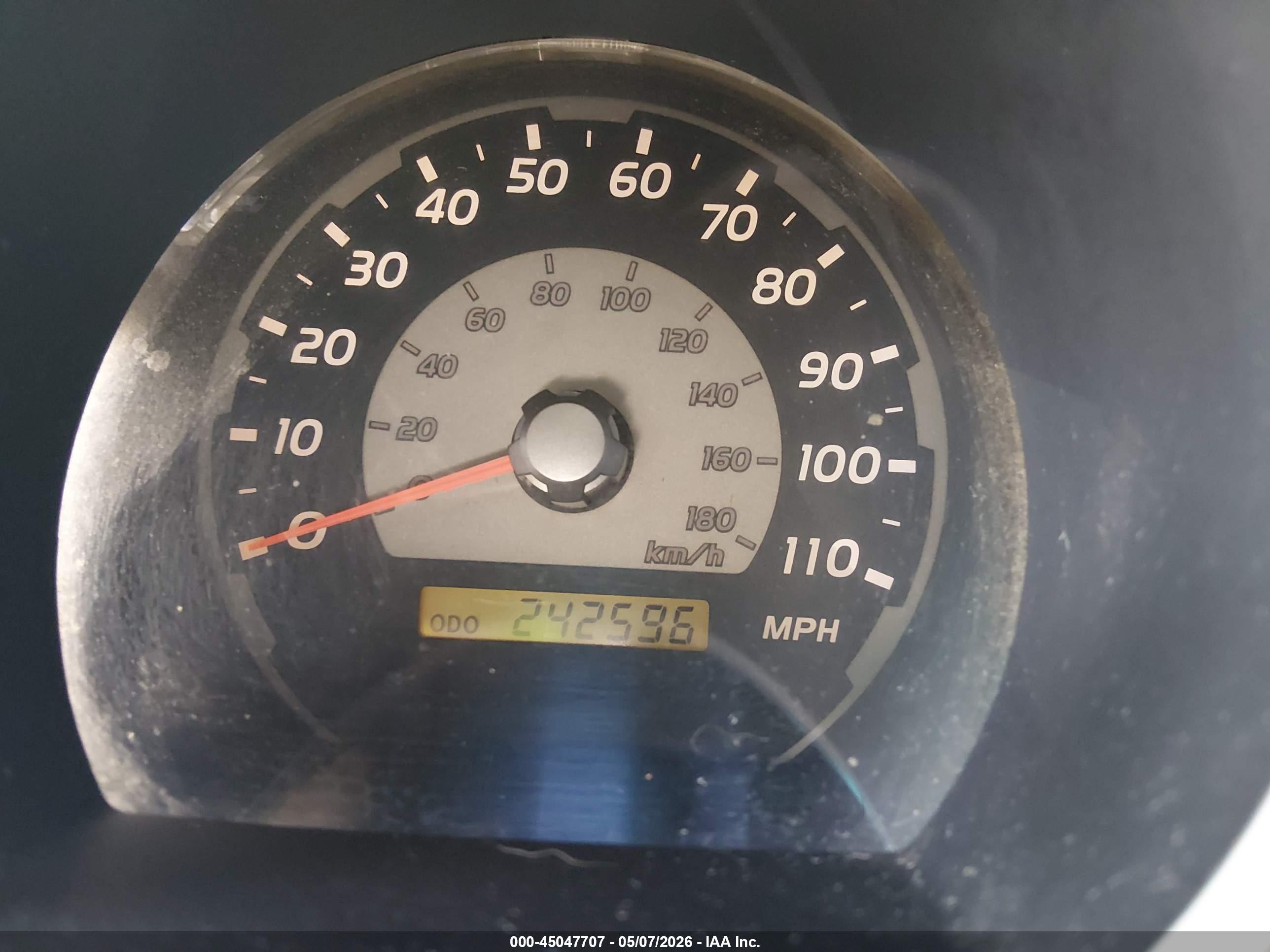 TOYOTA 4RUNNER image 7