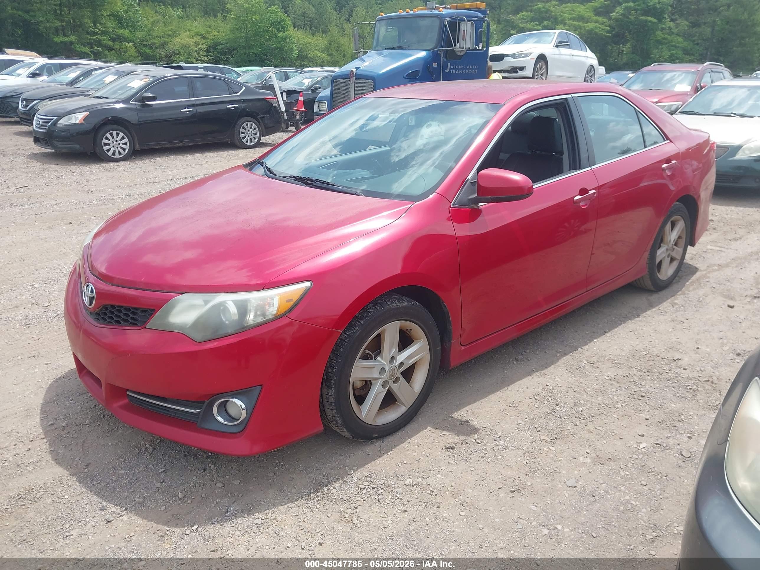 TOYOTA CAMRY image 2