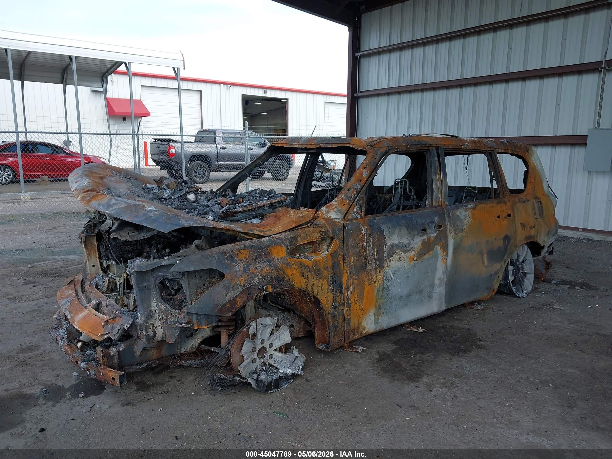 NISSAN ARMADA image 6