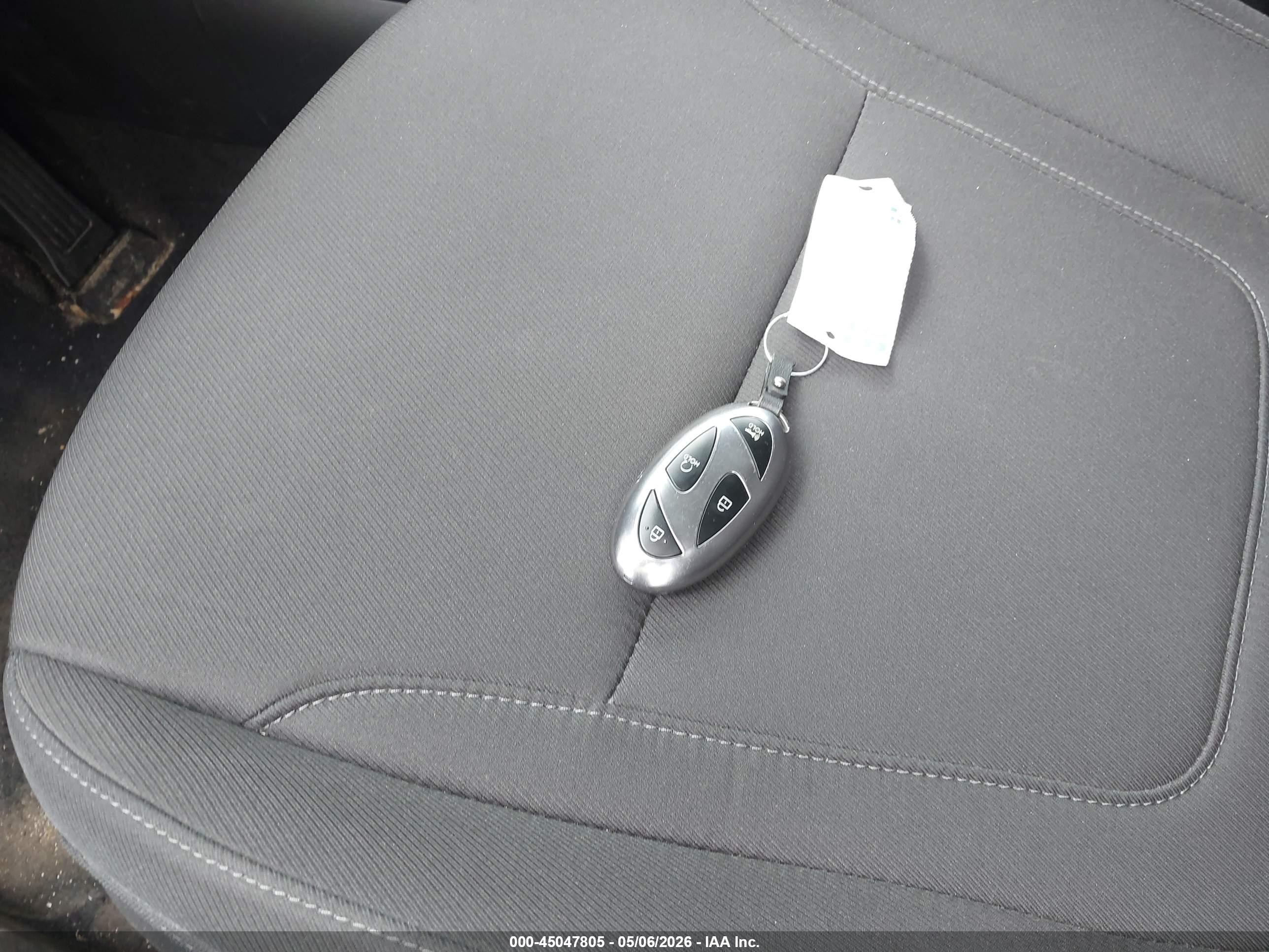 HYUNDAI TUCSON image 11