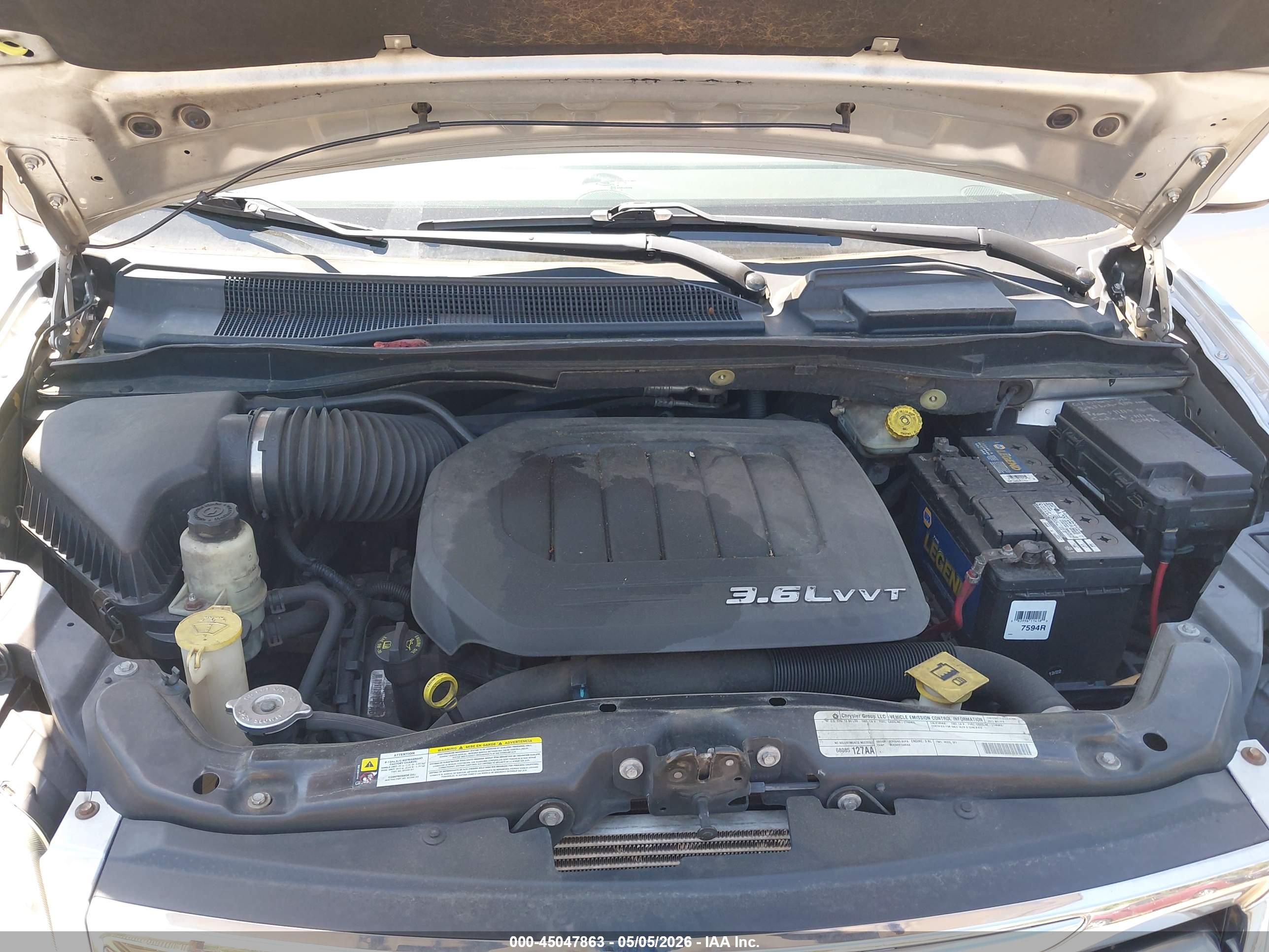 CHRYSLER TOWN image 10