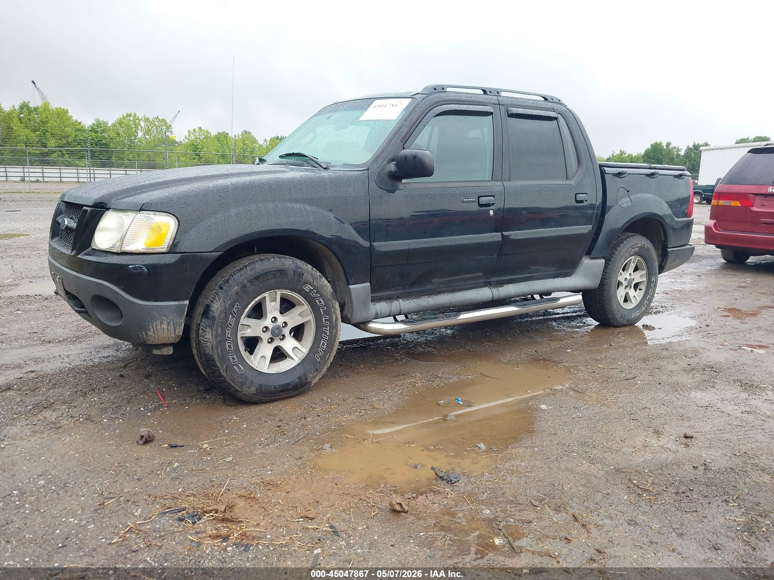 FORD EXPLORER image 2