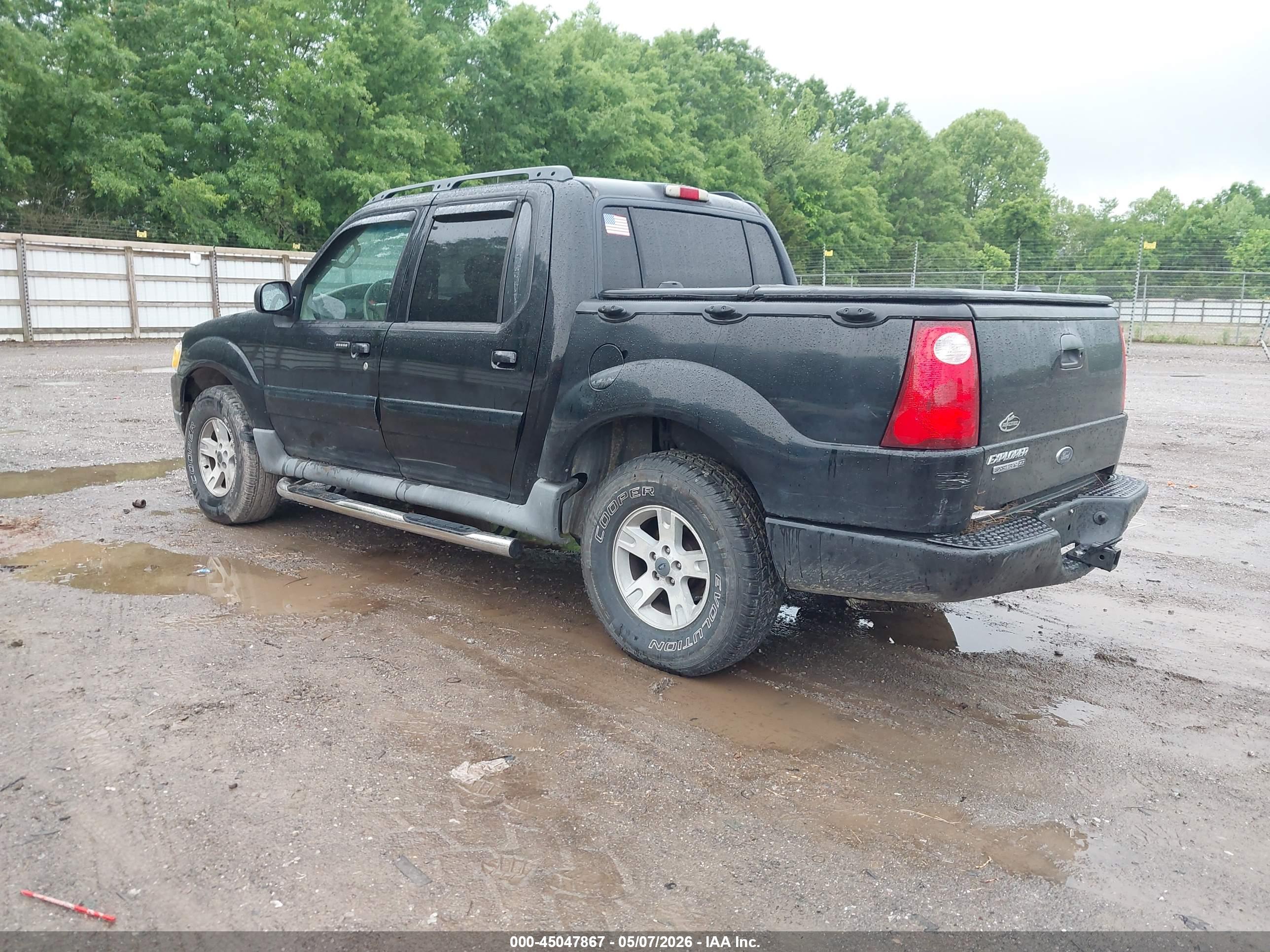 FORD EXPLORER image 3