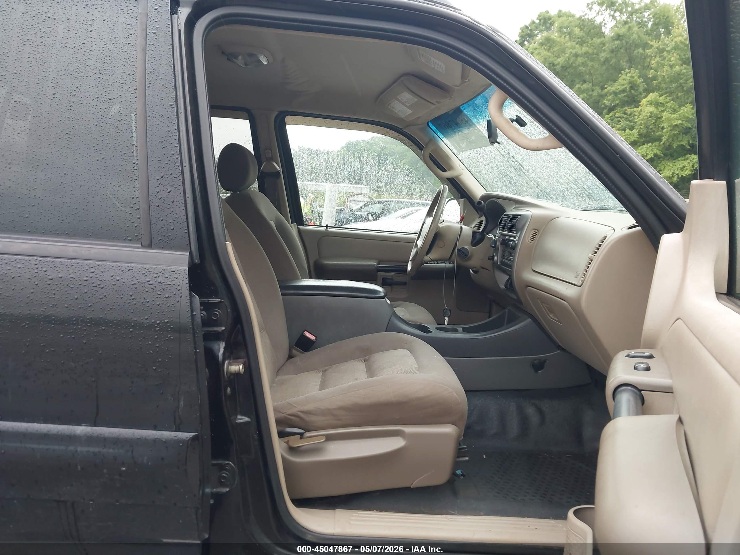 FORD EXPLORER image 5