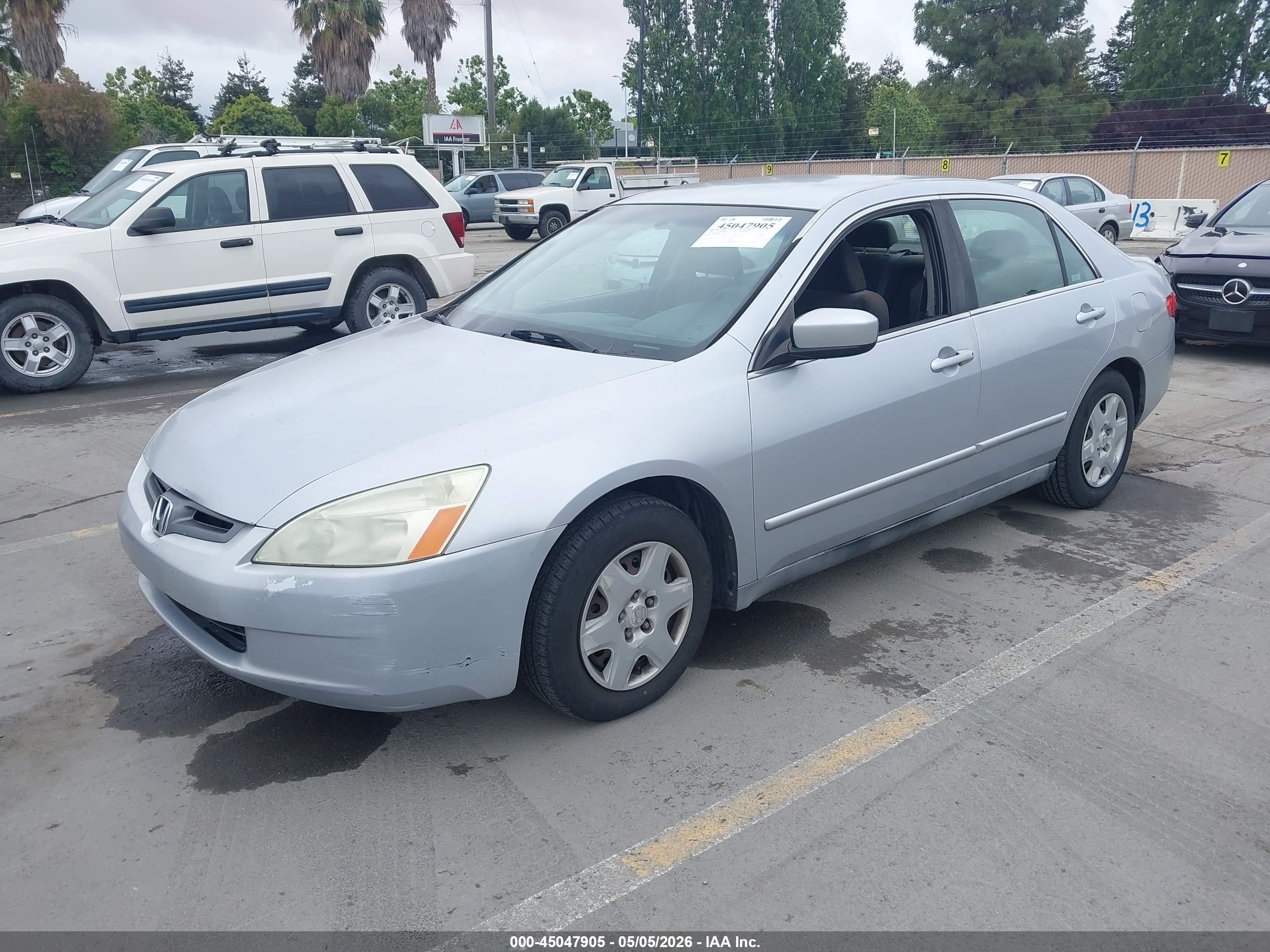 HONDA ACCORD image 2