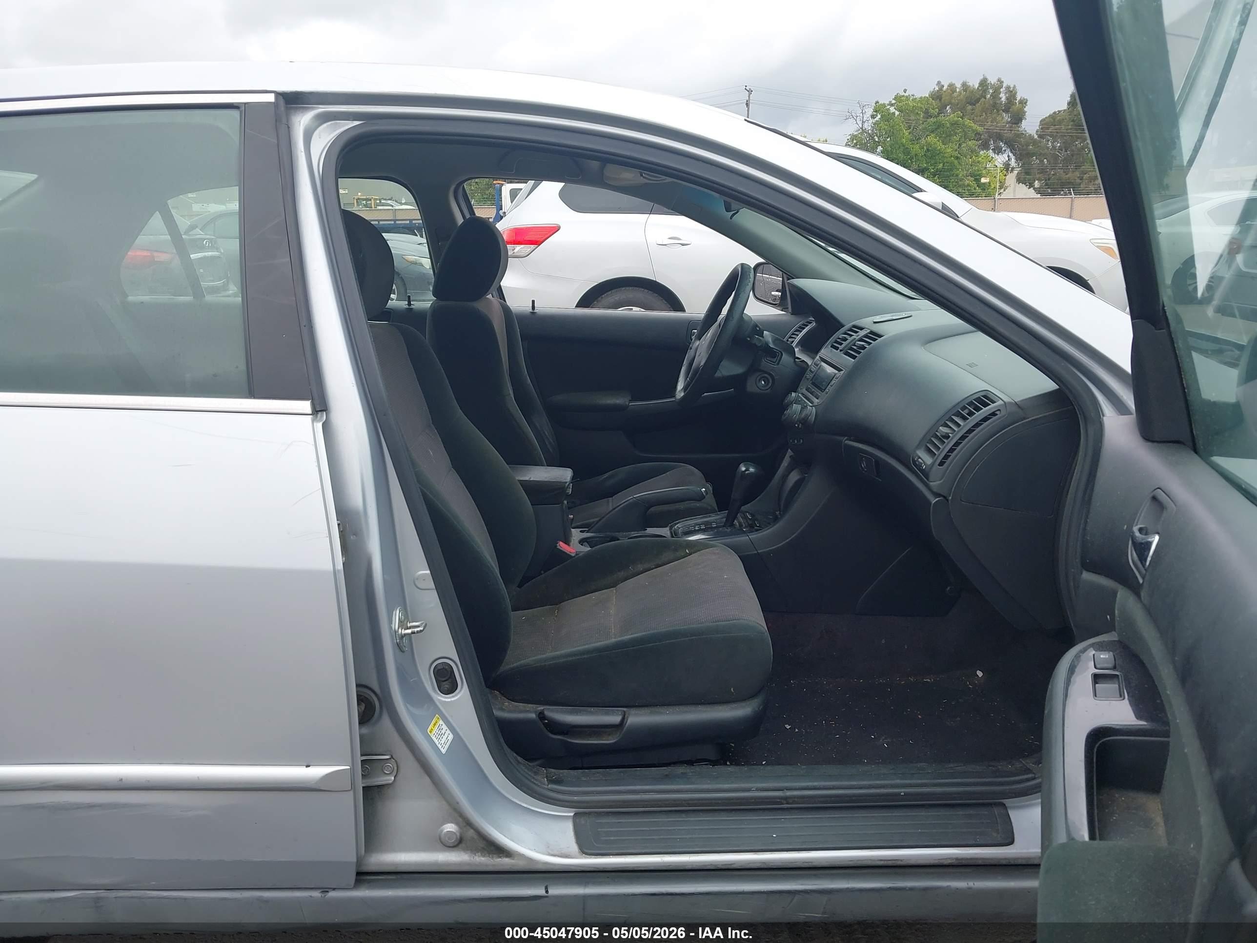 HONDA ACCORD image 5