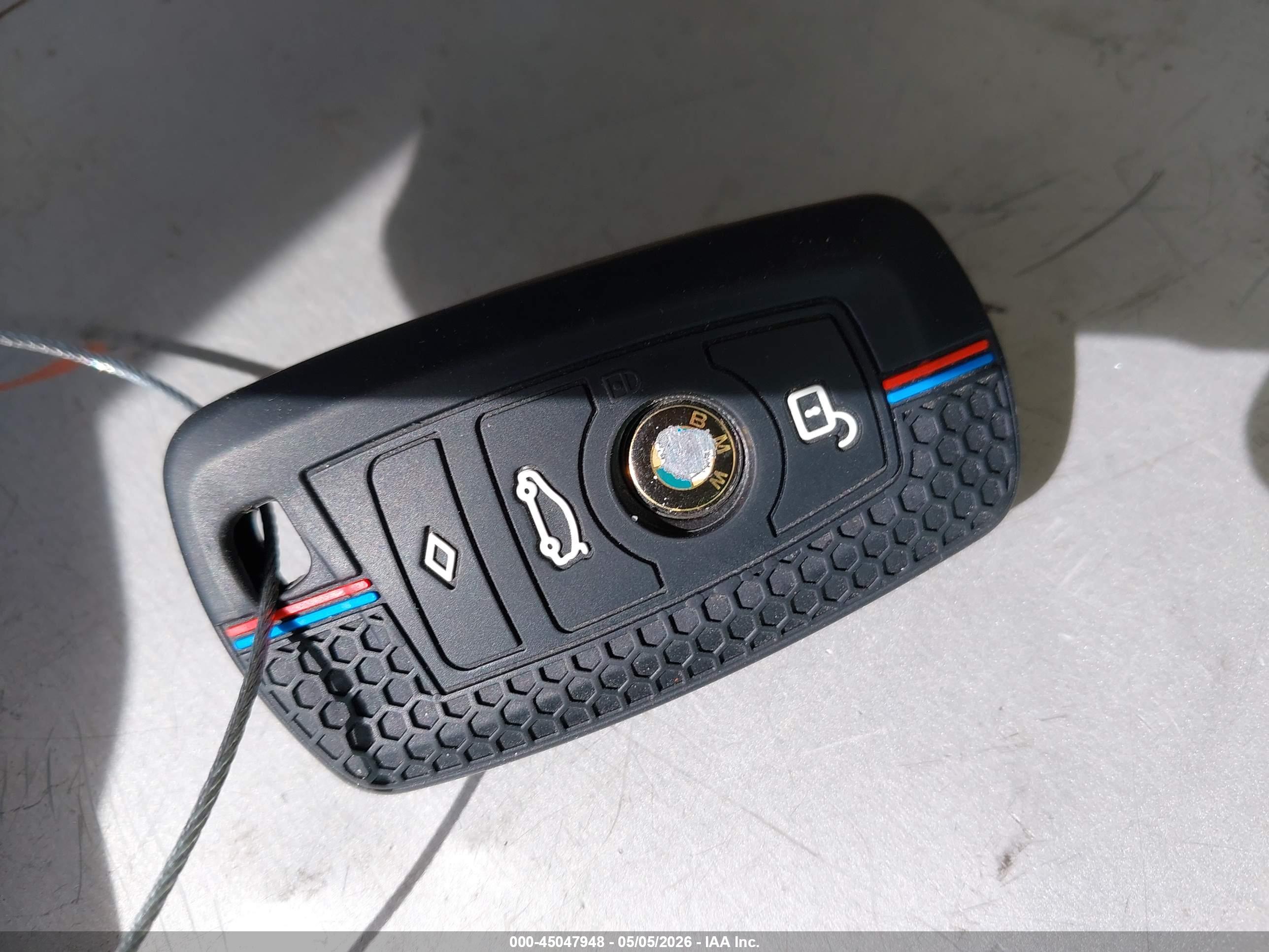 BMW 328I image 11