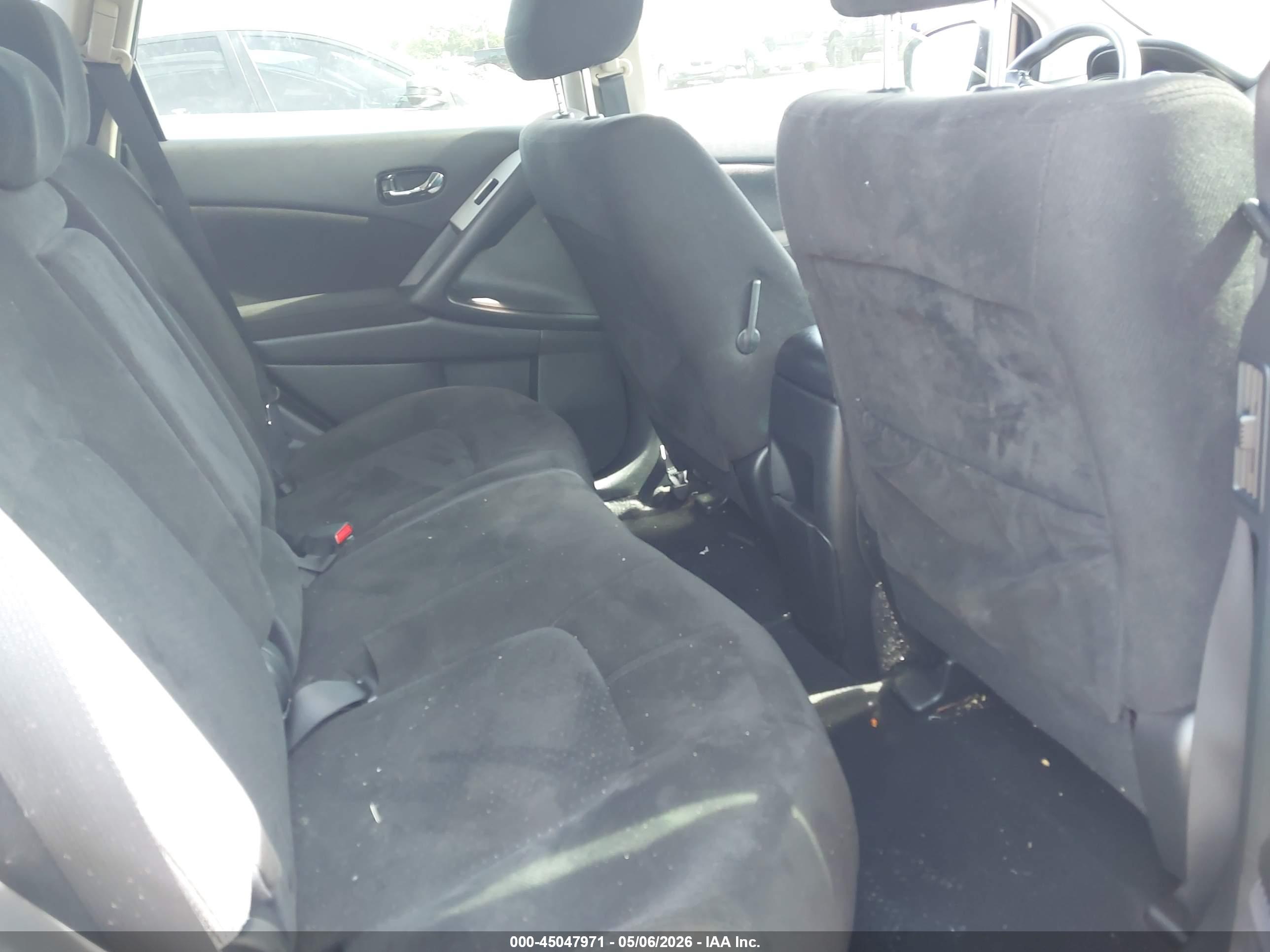 NISSAN MURANO image 8