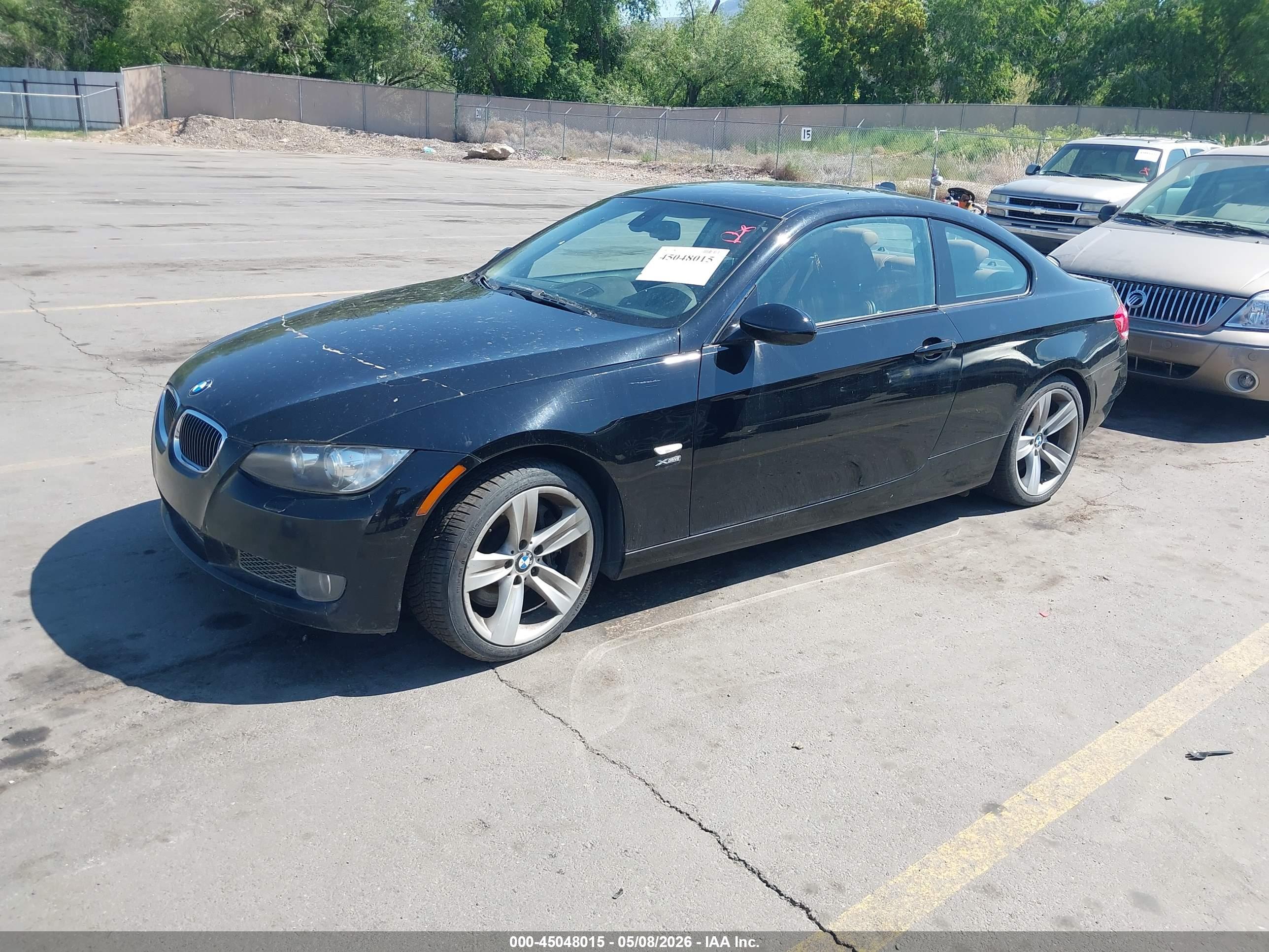 BMW 335I image 2