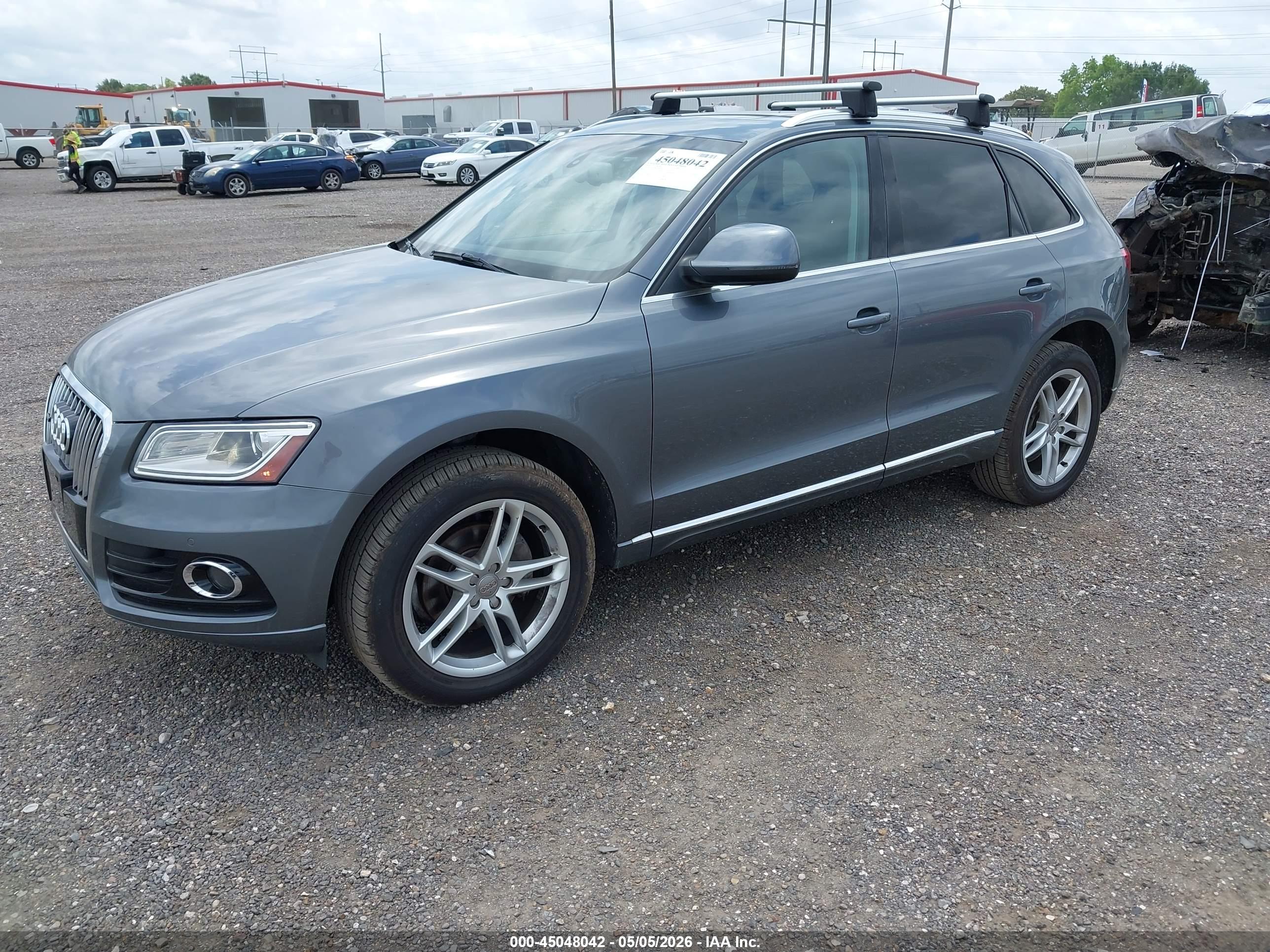 AUDI Q5 image 2