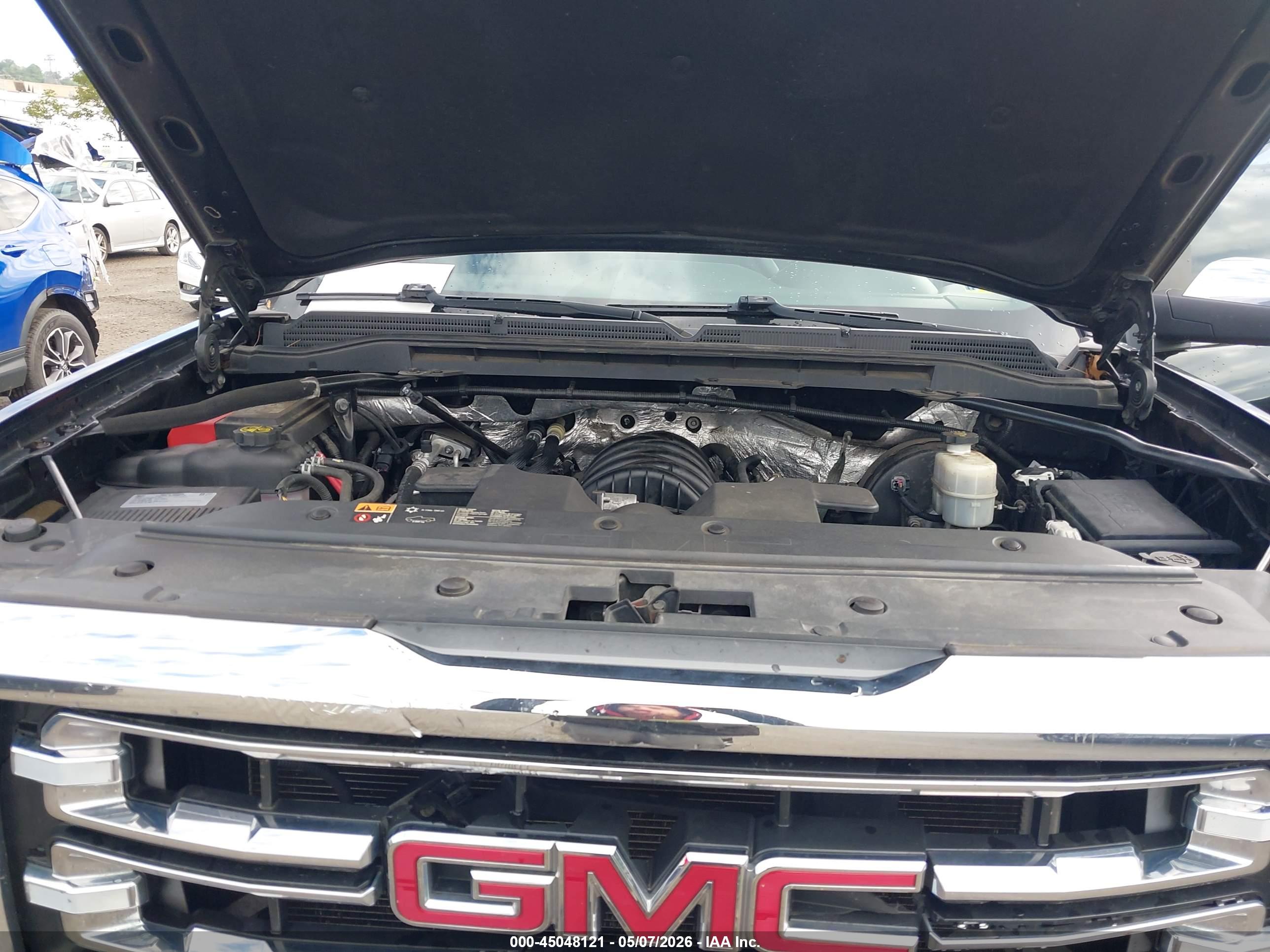GMC SIERRA image 10