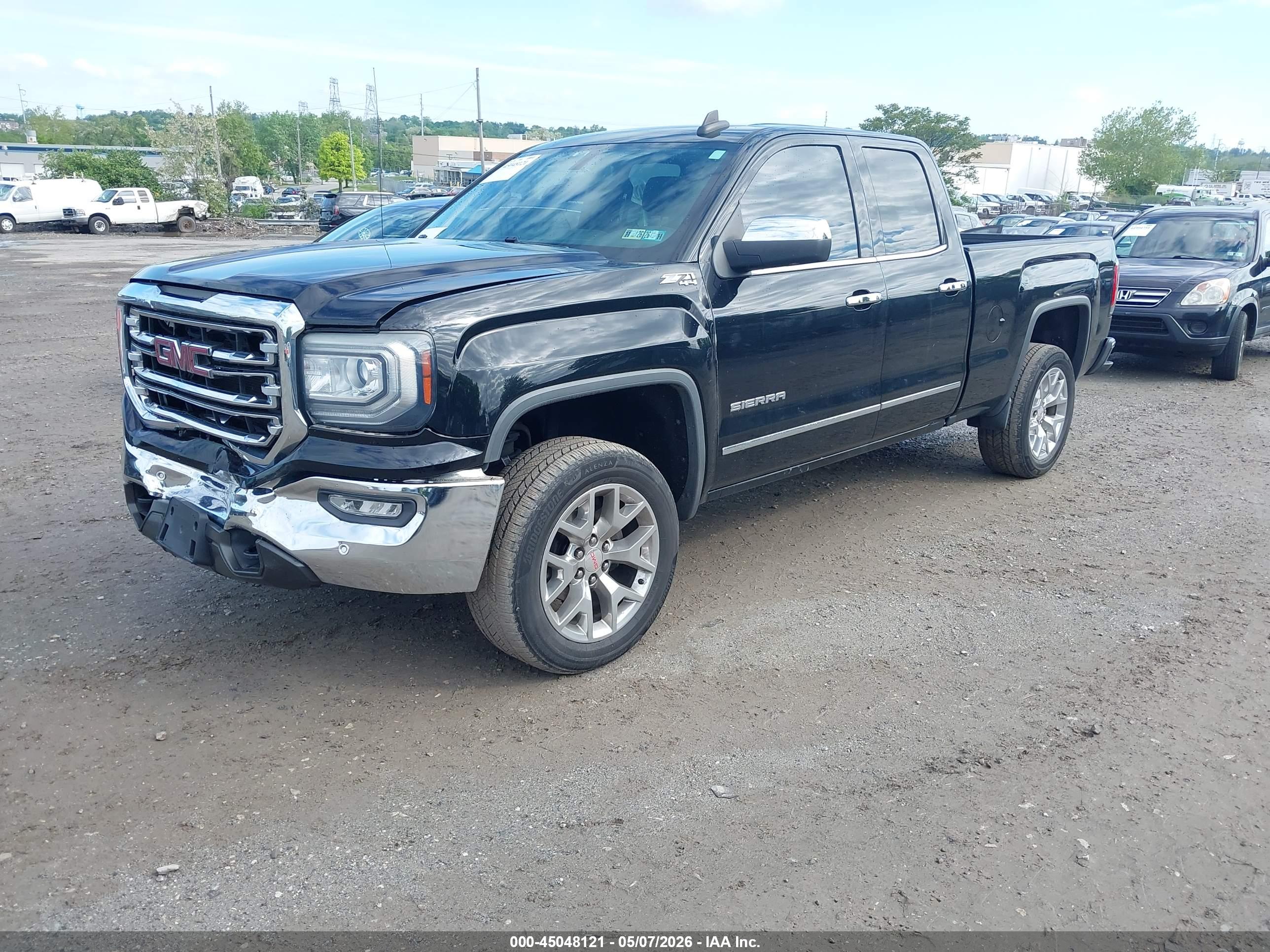 GMC SIERRA image 2