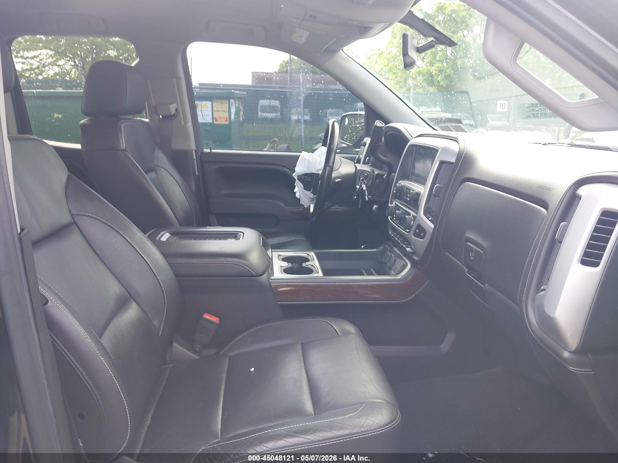 GMC SIERRA image 5