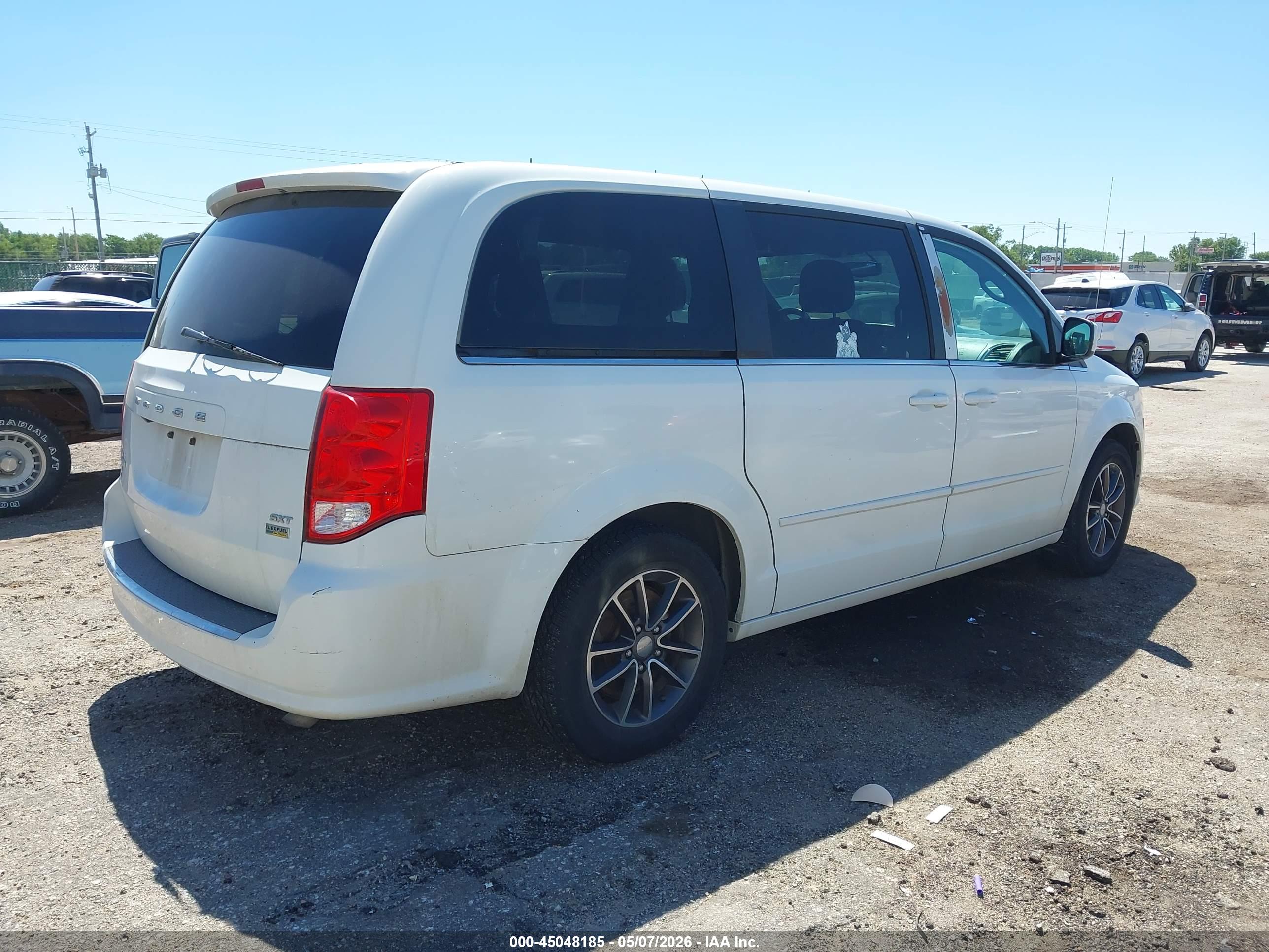 DODGE GRAND image 4
