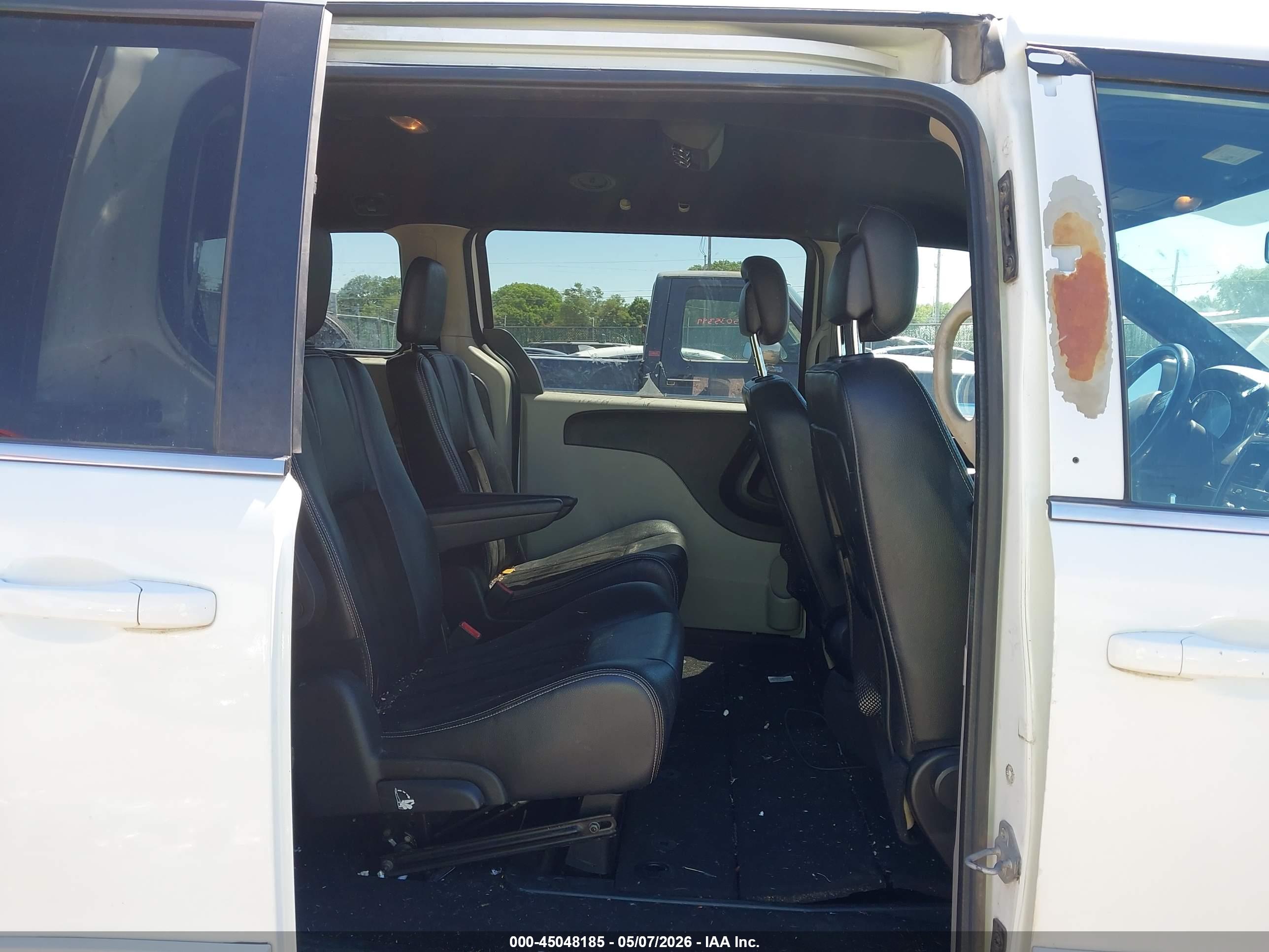 DODGE GRAND image 8