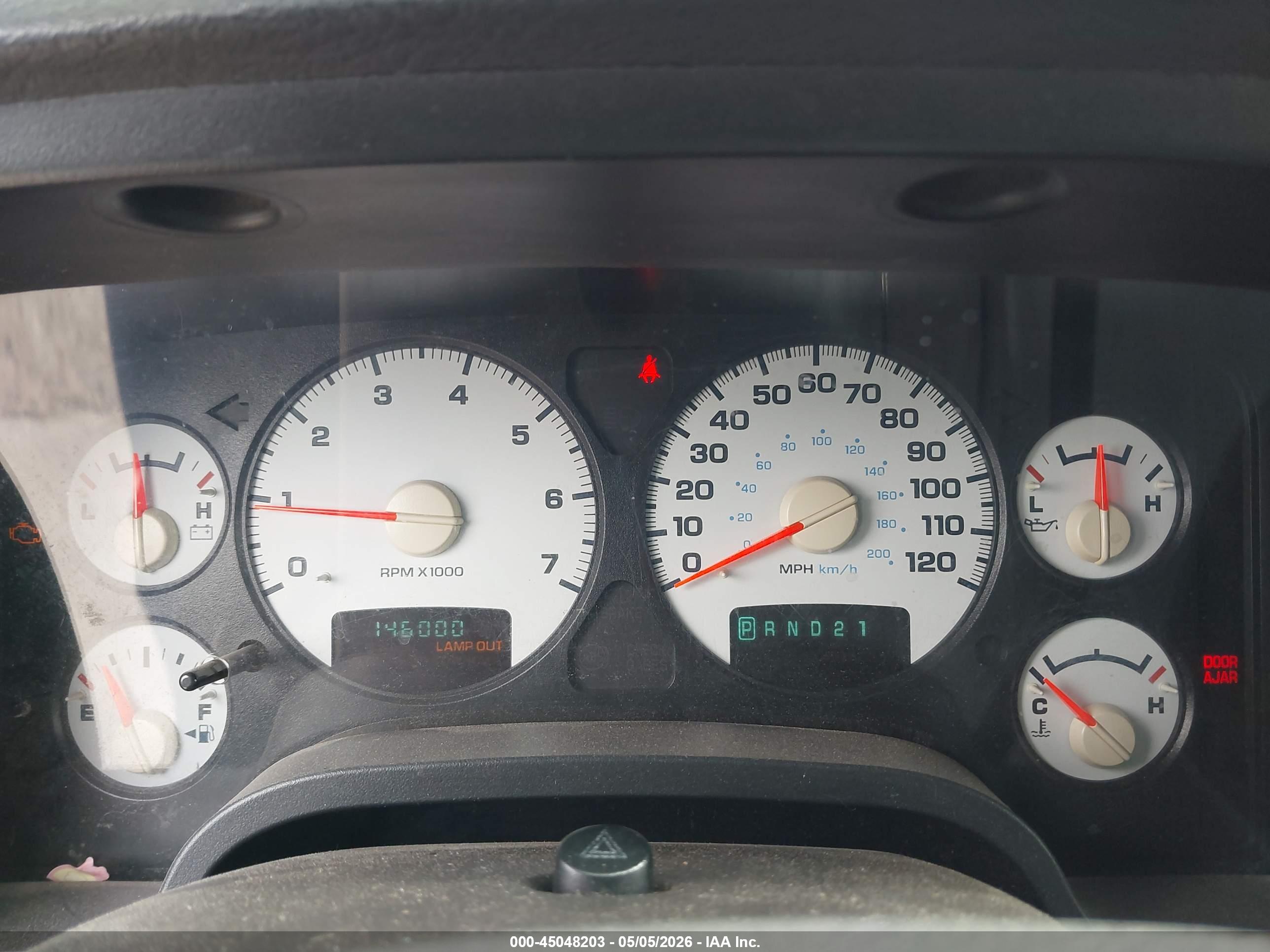 DODGE RAM image 7