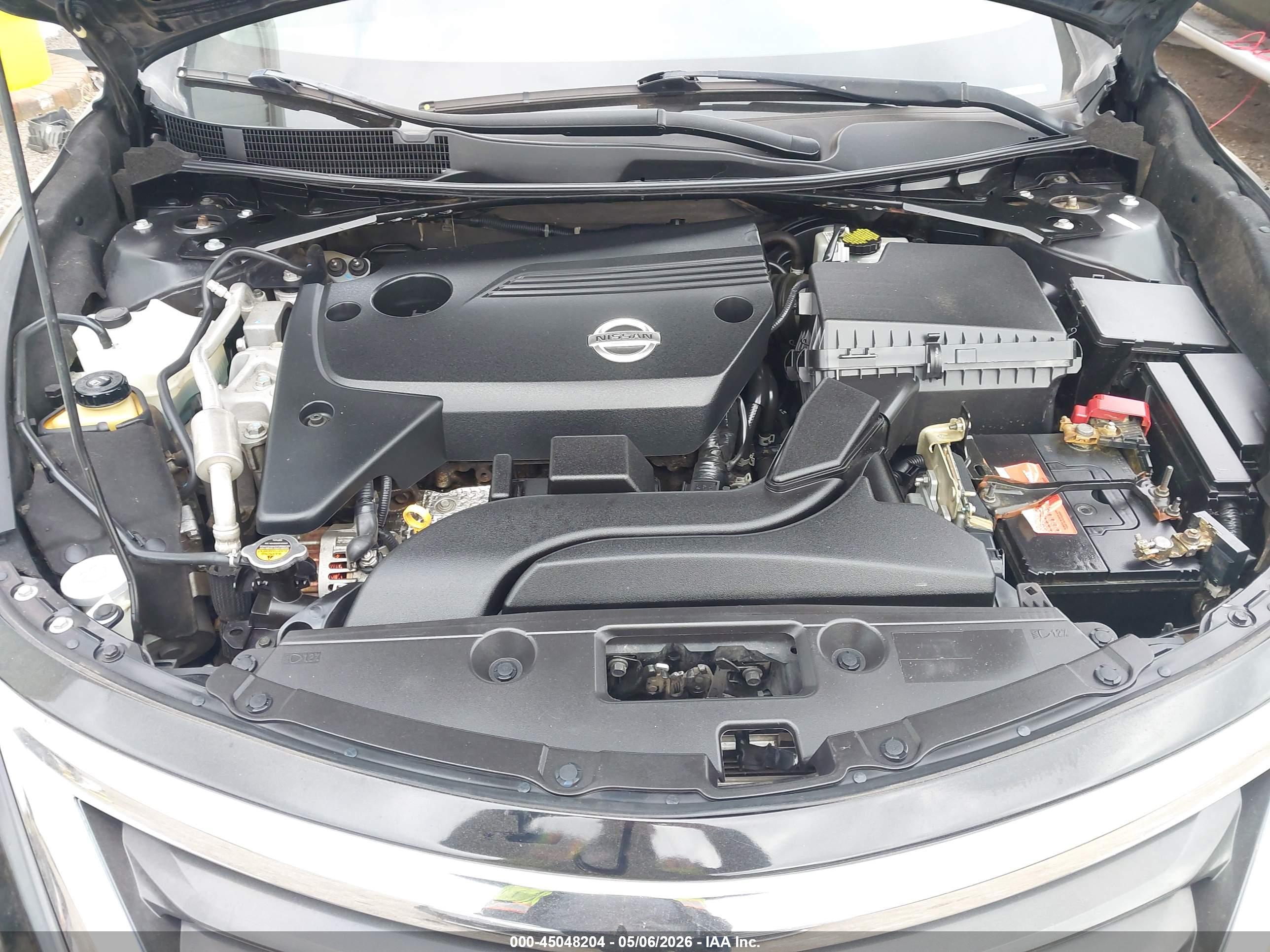 NISSAN ALTIMA image 10