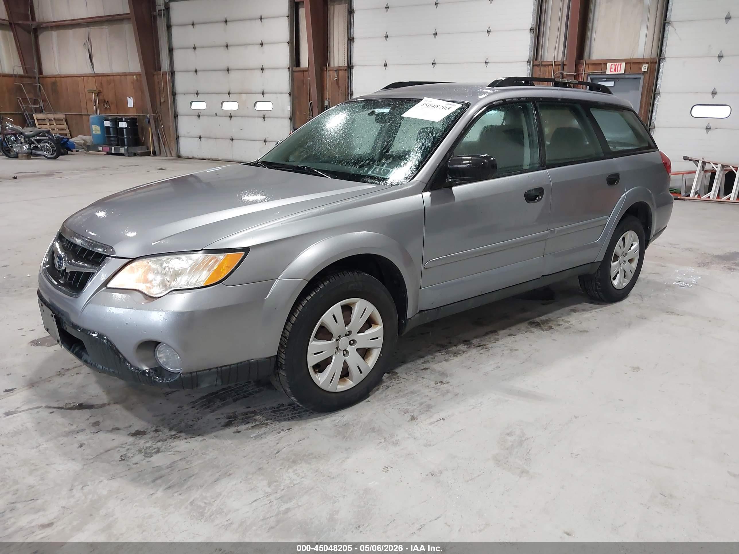 SUBARU OUTBACK image 2