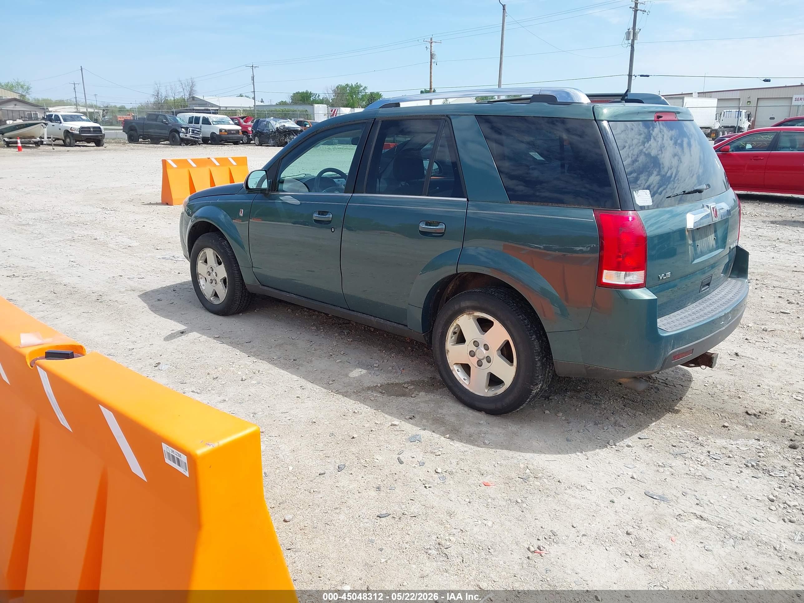 SATURN VUE image 3