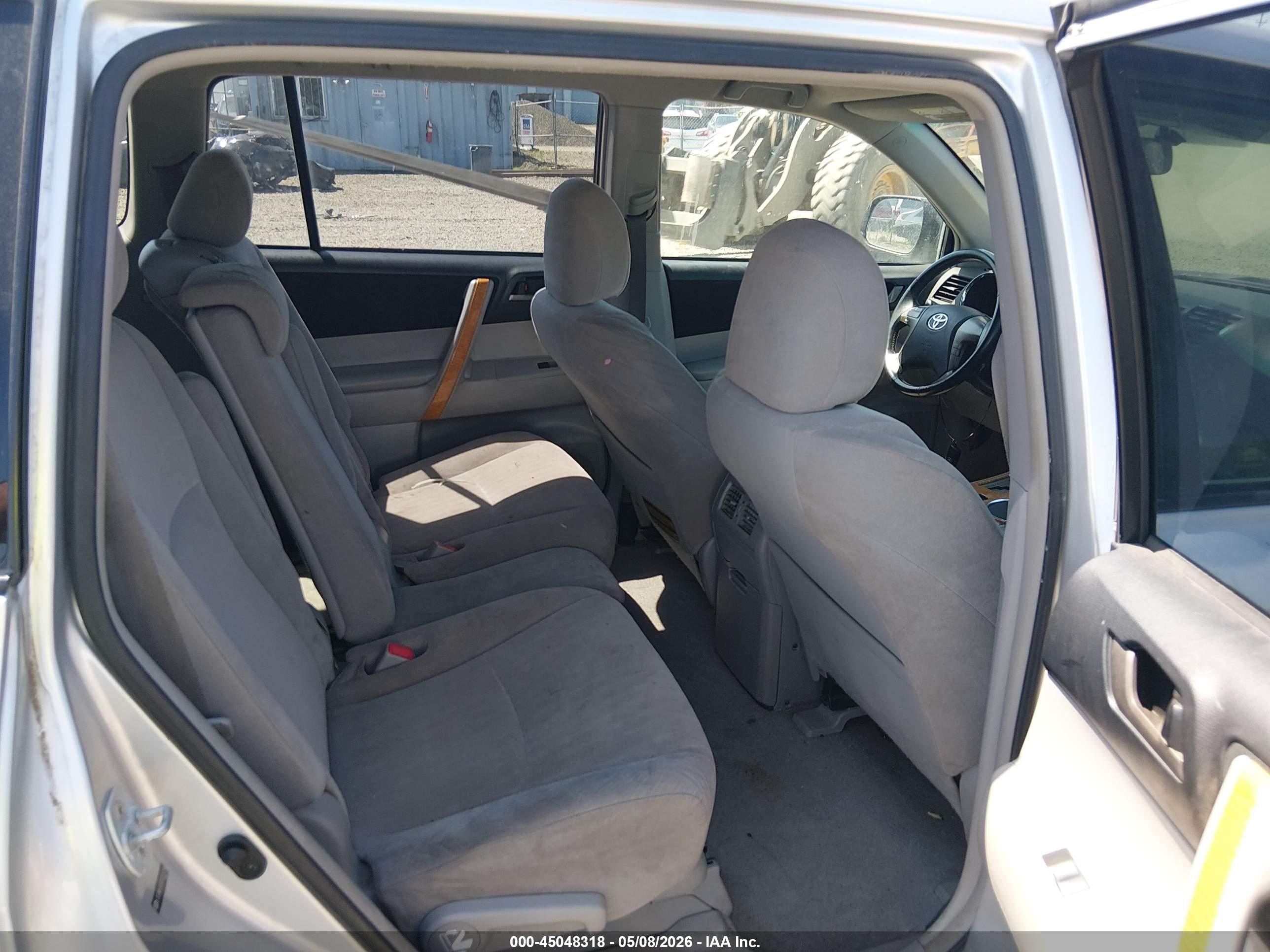 TOYOTA HIGHLANDER image 8