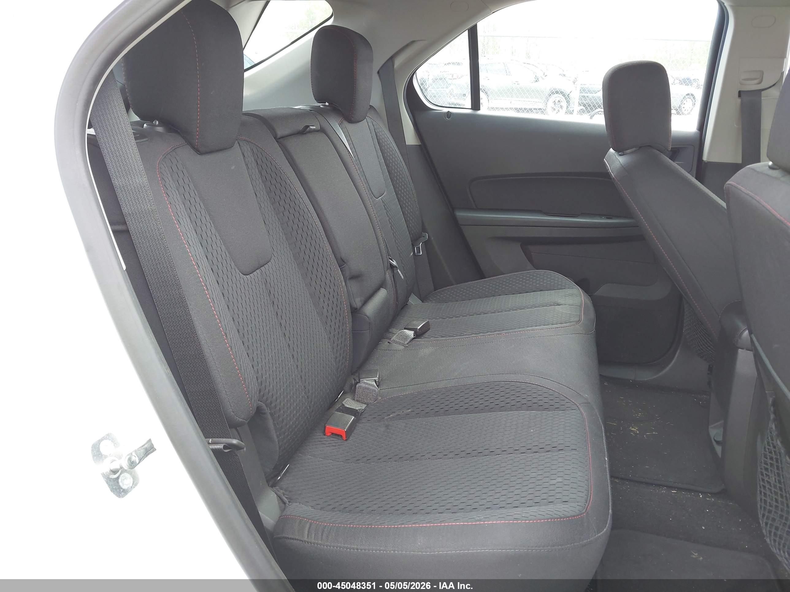 CHEVROLET EQUINOX image 8