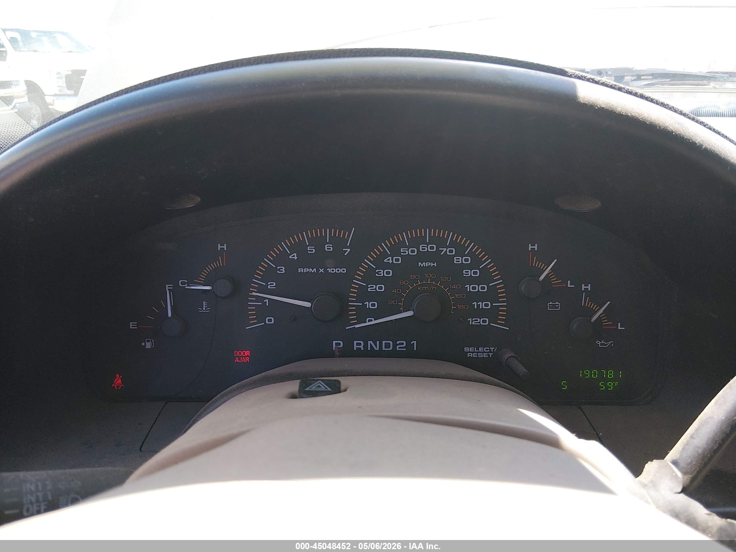 FORD EXPEDITION image 7