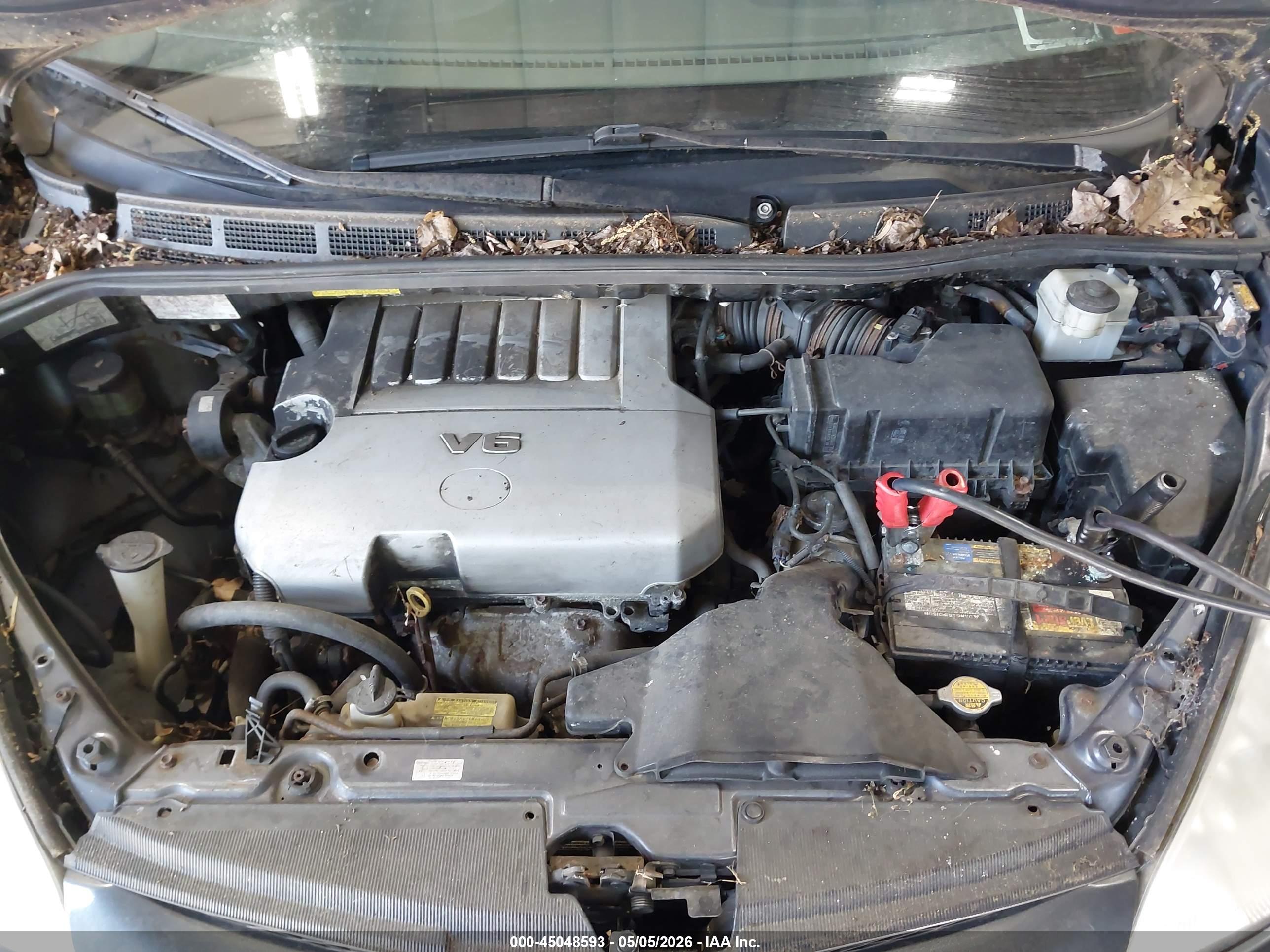 TOYOTA SIENNA image 10