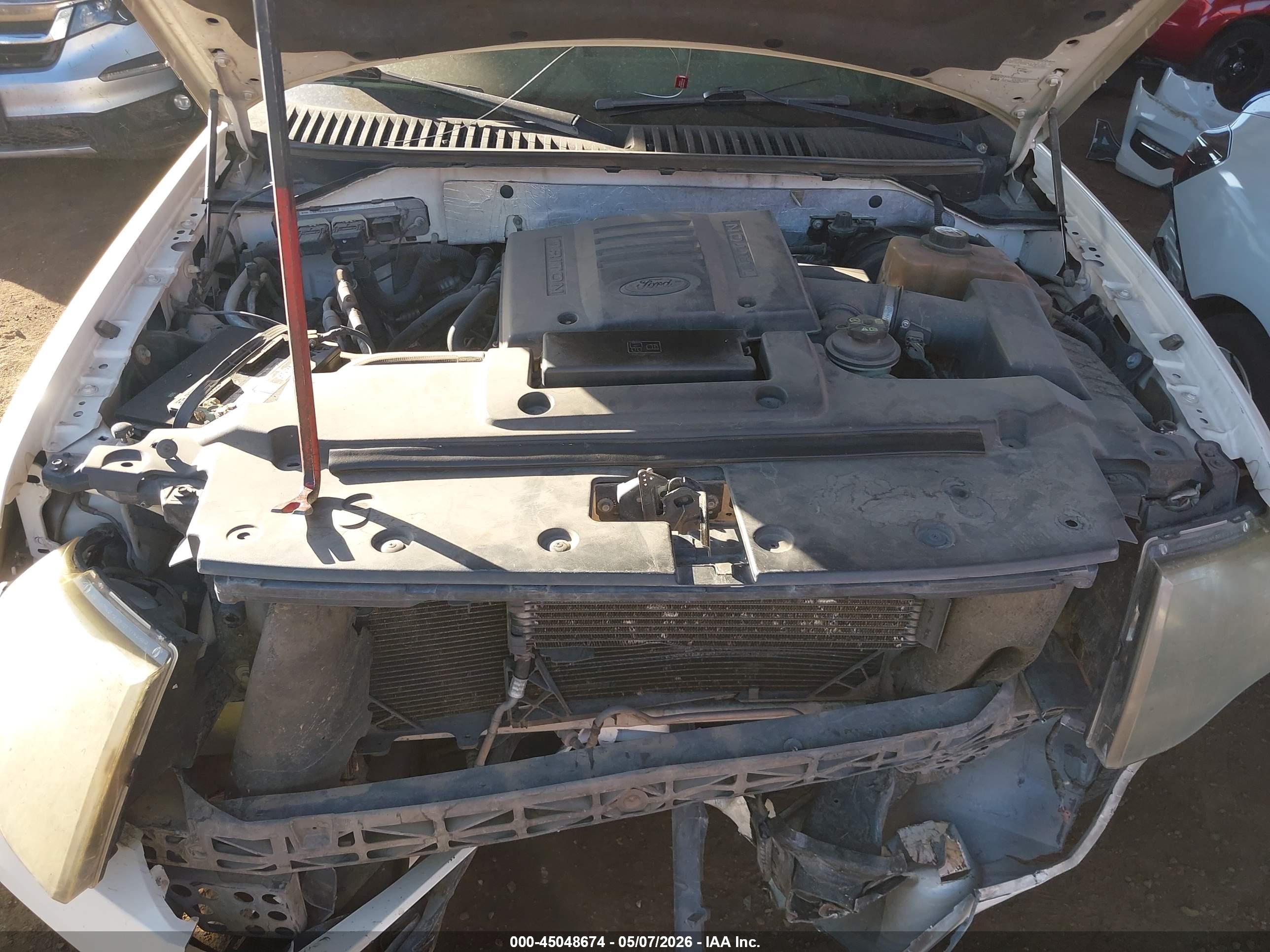 FORD EXPEDITION image 10