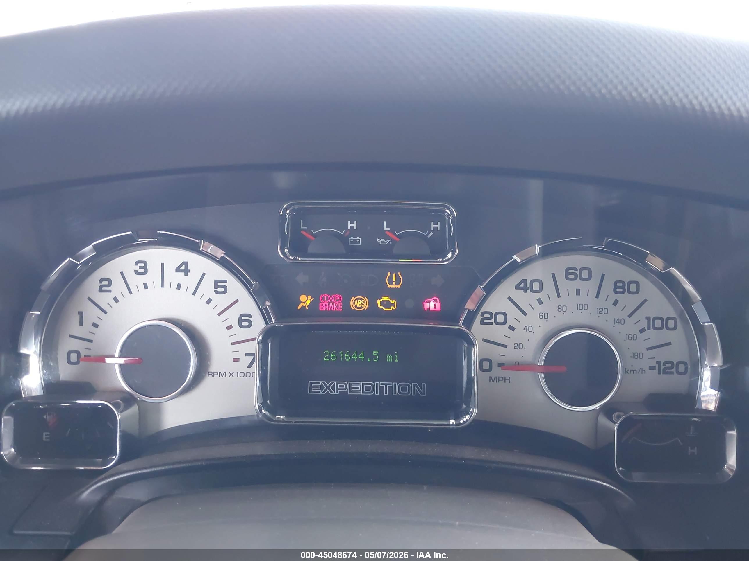 FORD EXPEDITION image 7