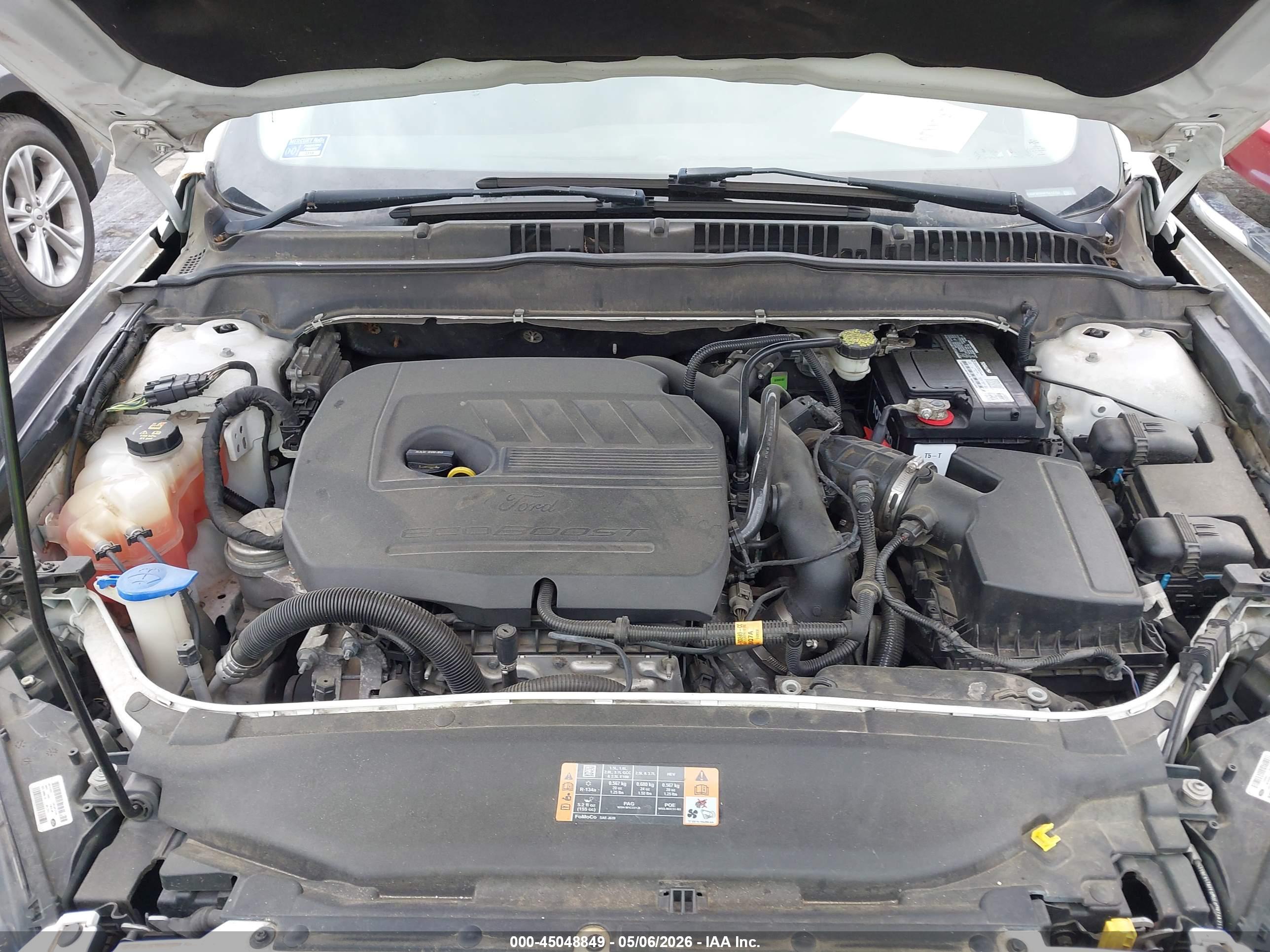 FORD FUSION image 10