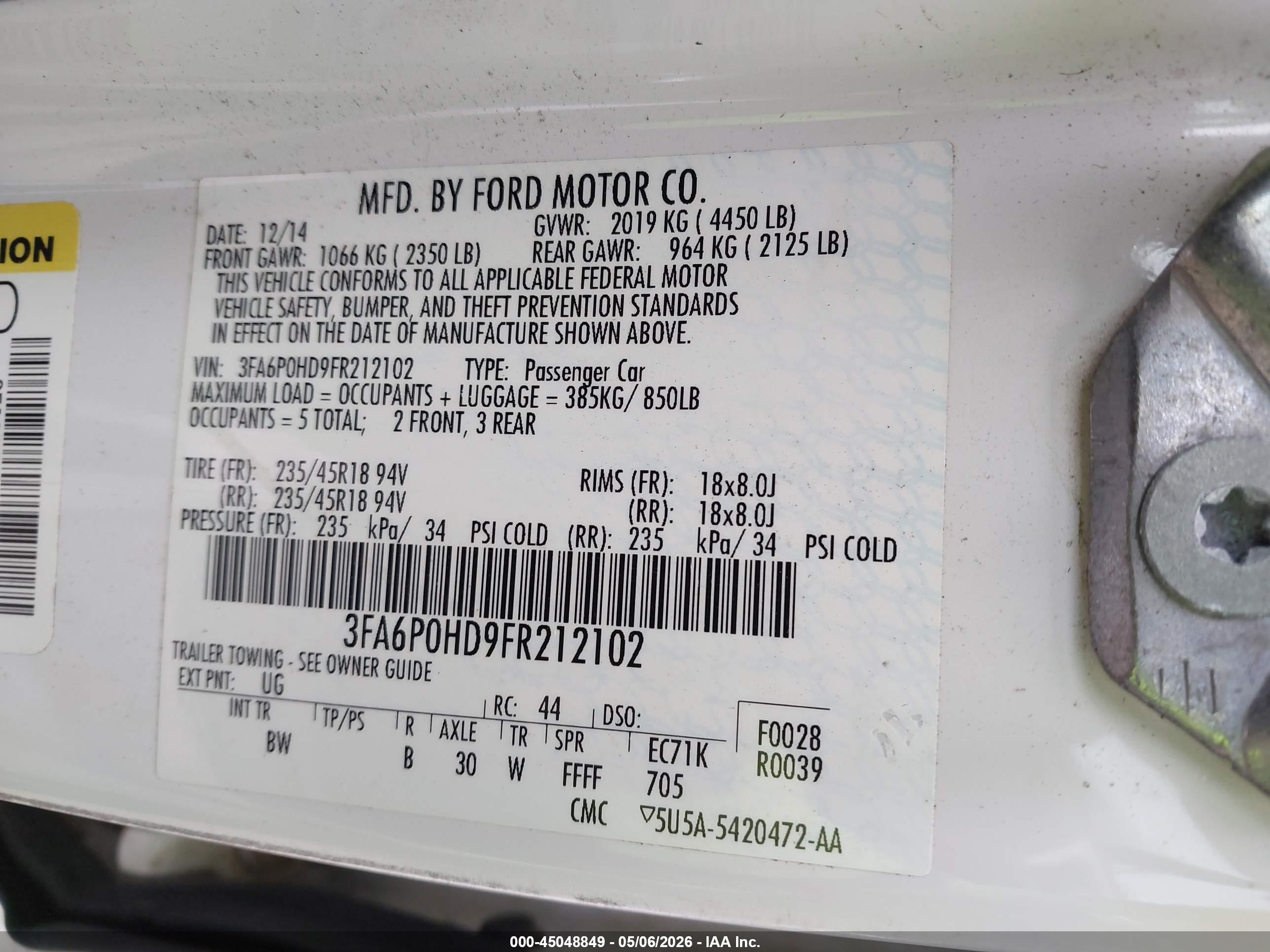 FORD FUSION image 9